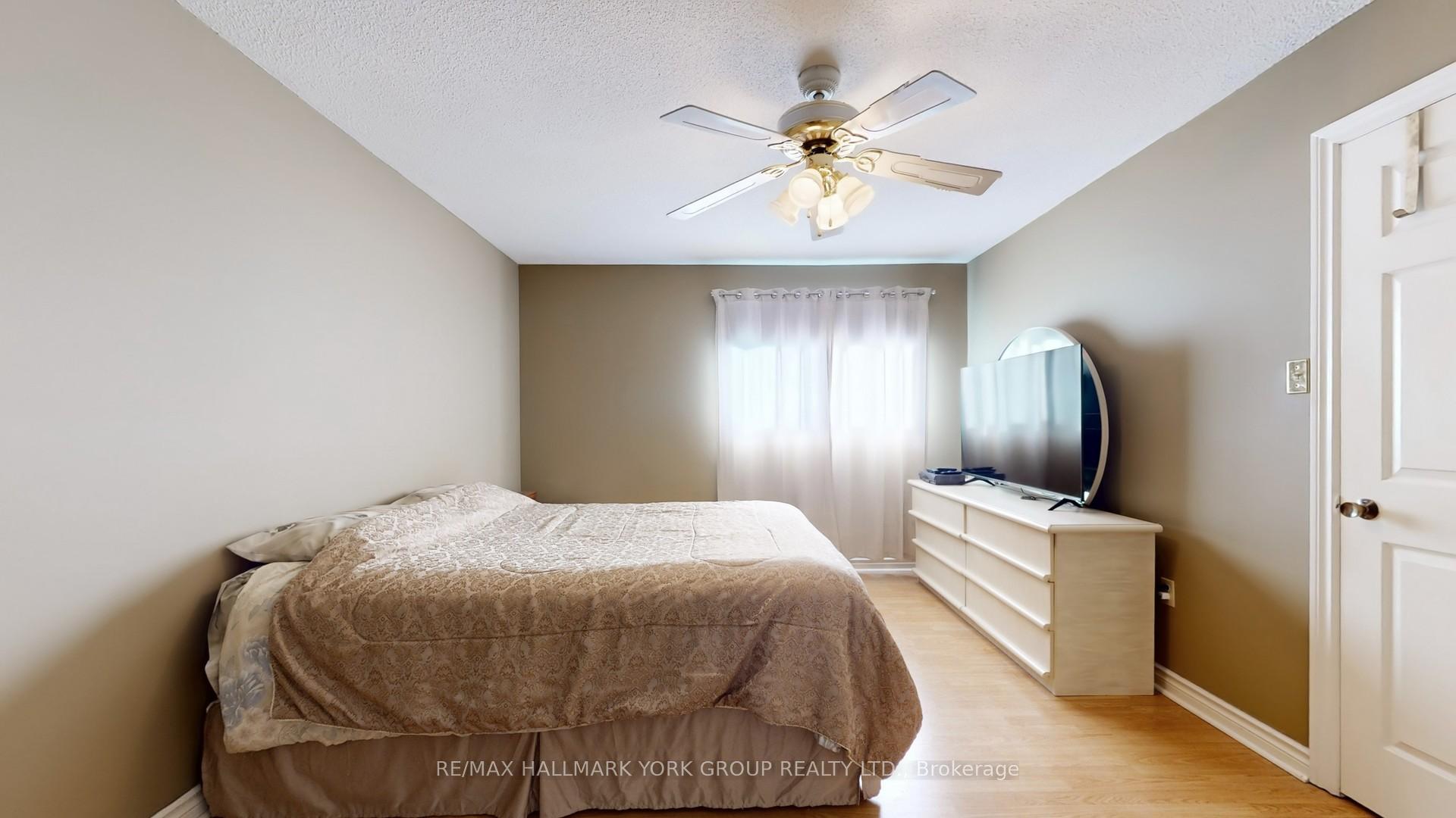 Photo 38 of 46 Finchley Circle, Markham, Milliken Mills East — HOMEH