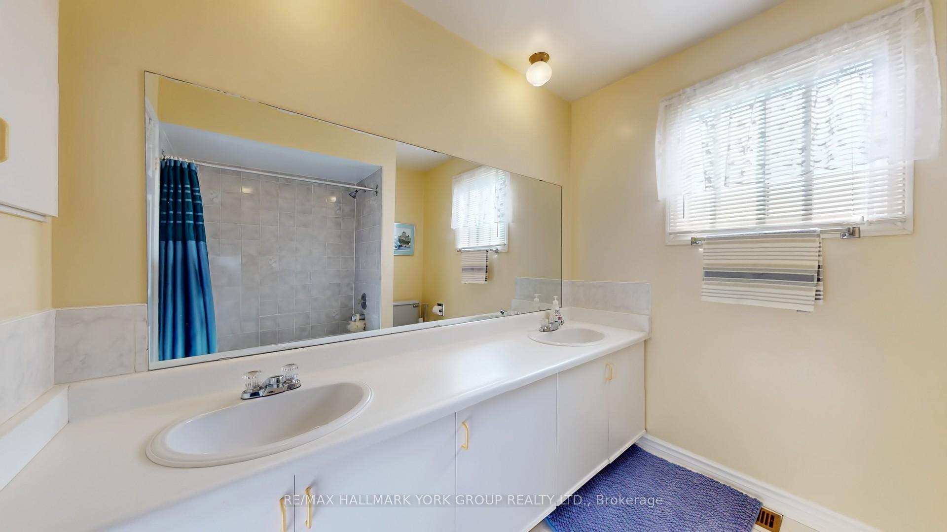 Photo 39 of 46 Finchley Circle, Markham, Milliken Mills East — HOMEH