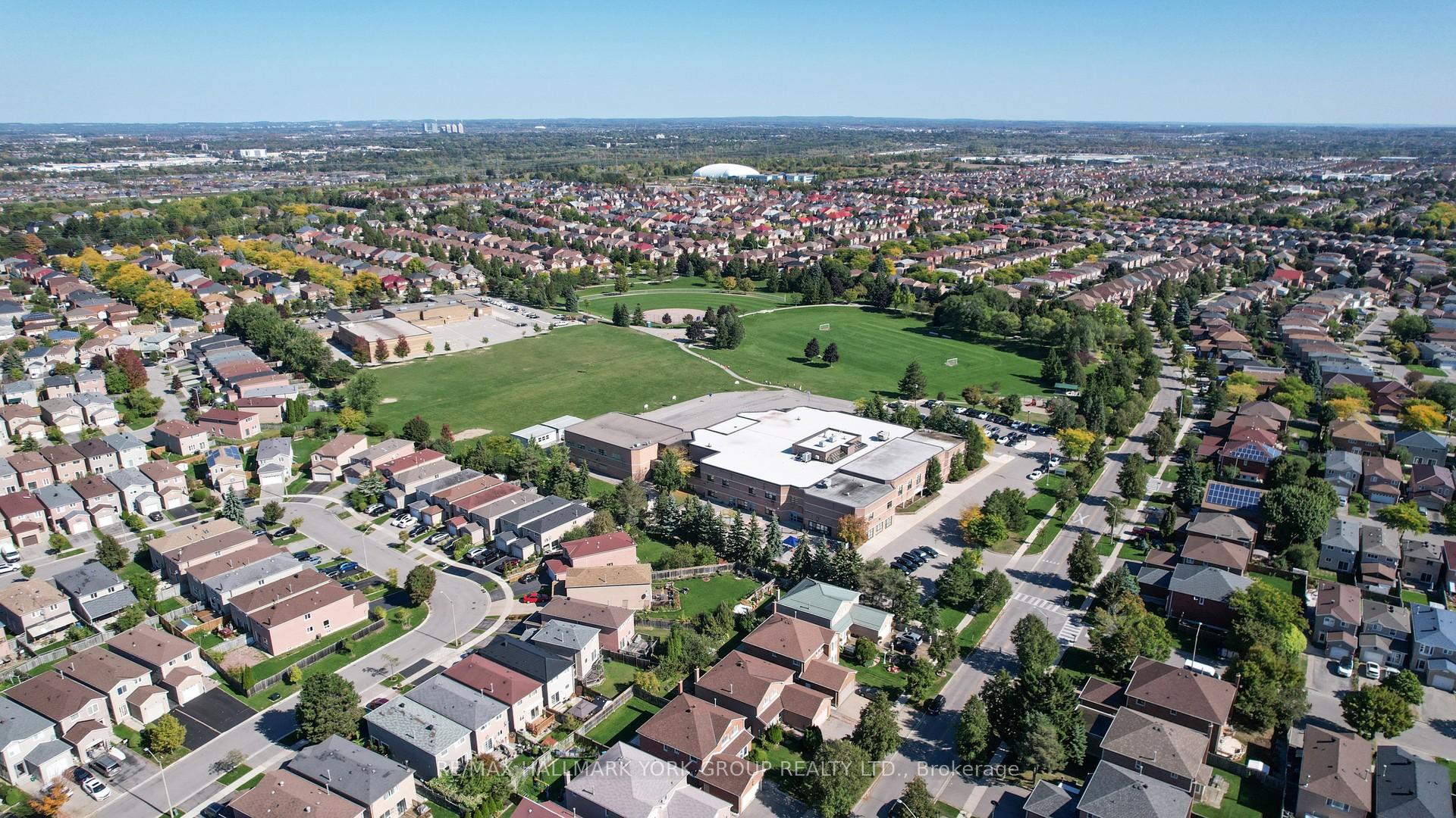 Photo 50 of 46 Finchley Circle, Markham, Milliken Mills East — HOMEH