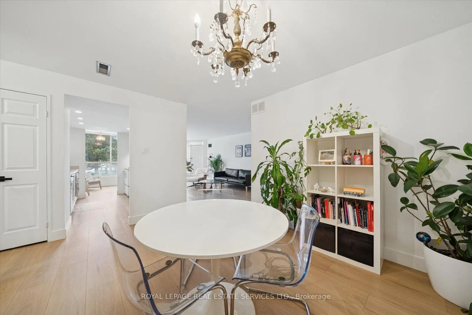 Photo 37 of Unit 106, 14924 Yonge Street, Aurora, Aurora Highlands — HOMEH