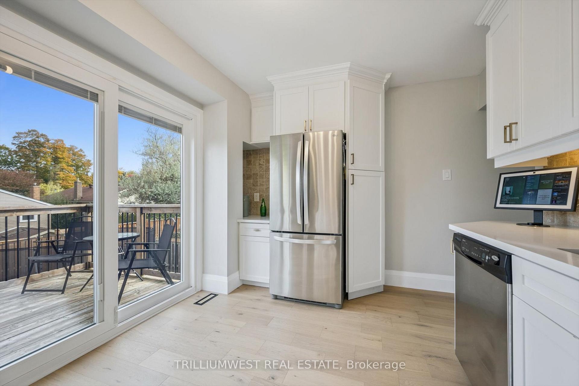 Photo 14 of 99 Deerwood Crescent, Kitchener — HOMEH