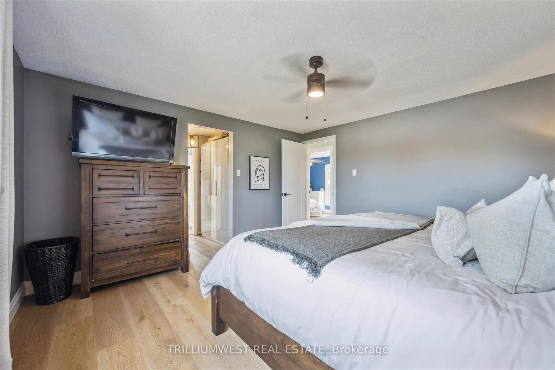 Photo 17 of 99 Deerwood Crescent, Kitchener — HOMEH
