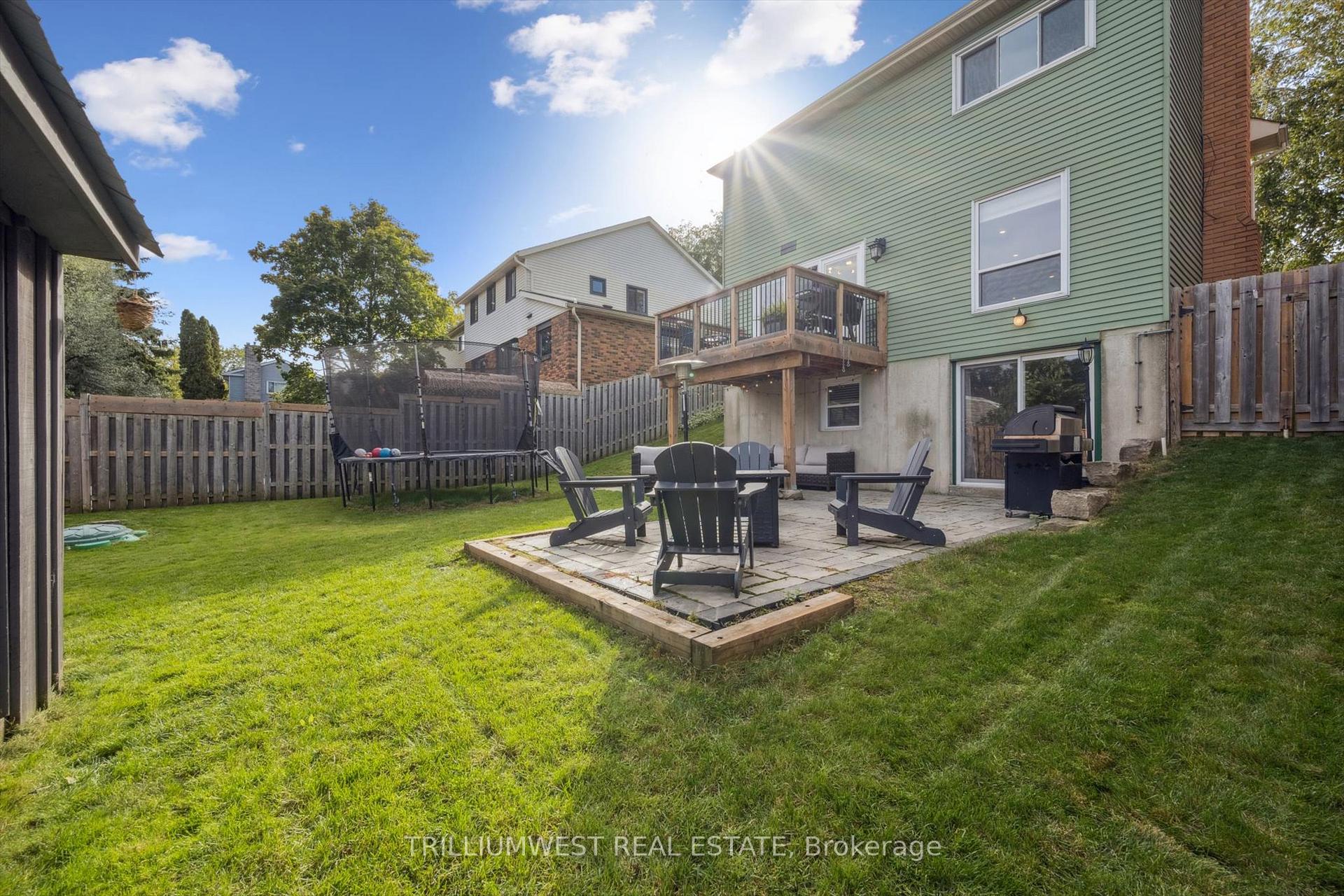 Photo 34 of 99 Deerwood Crescent, Kitchener — HOMEH