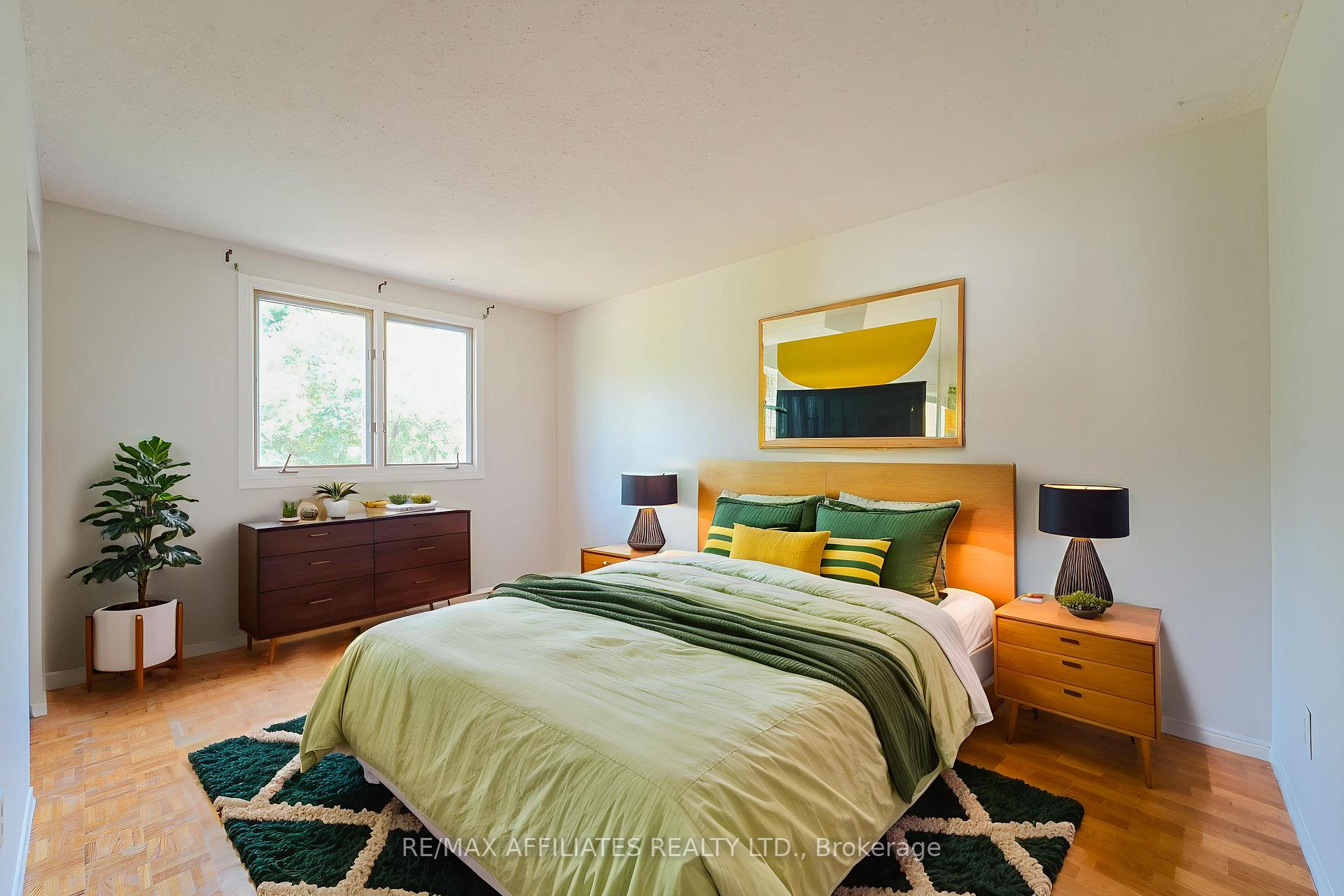 Photo 17 of 208 Old Colony Road E, Ottawa, Kanata - Glencairn/Hazeldean — HOMEH