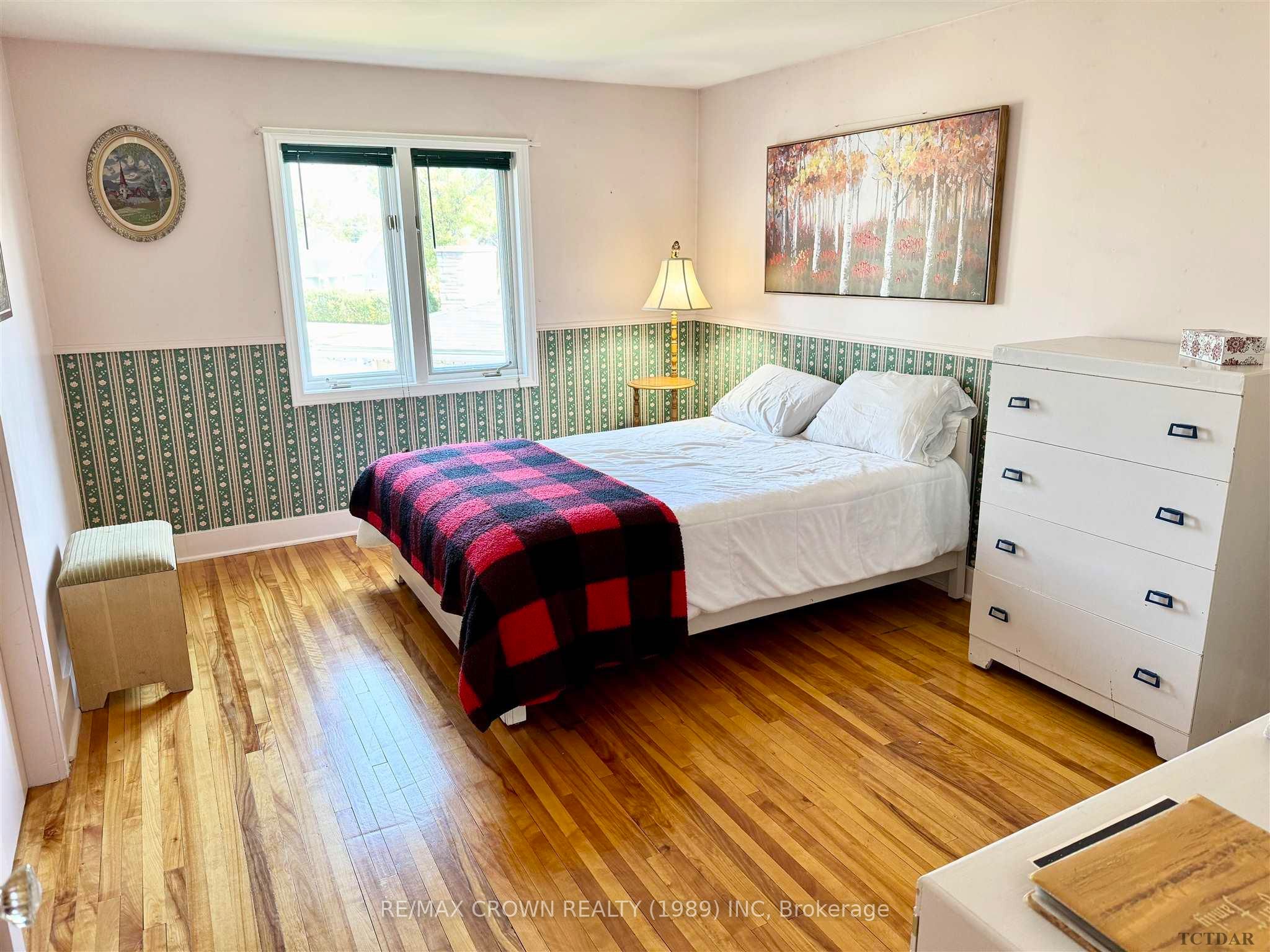Photo 46 of 70 Dominion Avenue, Kapuskasing — HOMEH