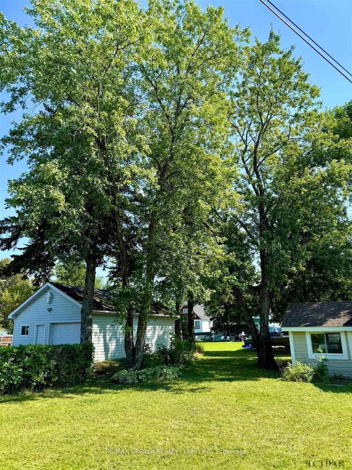 Photo 88 of 70 Dominion Avenue, Kapuskasing — HOMEH