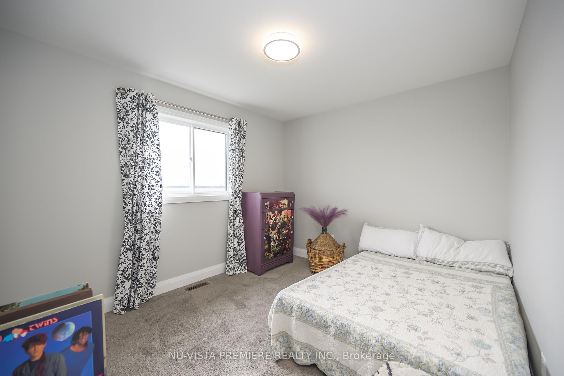 Photo 26 of 16 Olde Clover Drive, Lucan Biddulph, Lucan — HOMEH