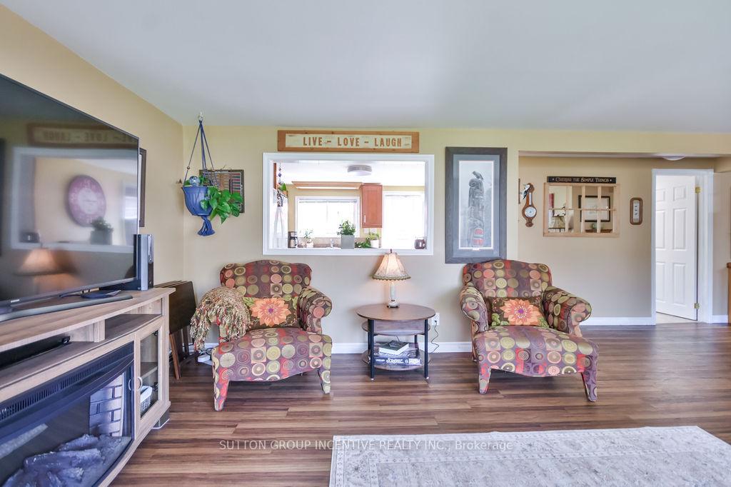 Photo 6 of 1057 Ferrier Avenue, Innisfil, Lefroy — HOMEH