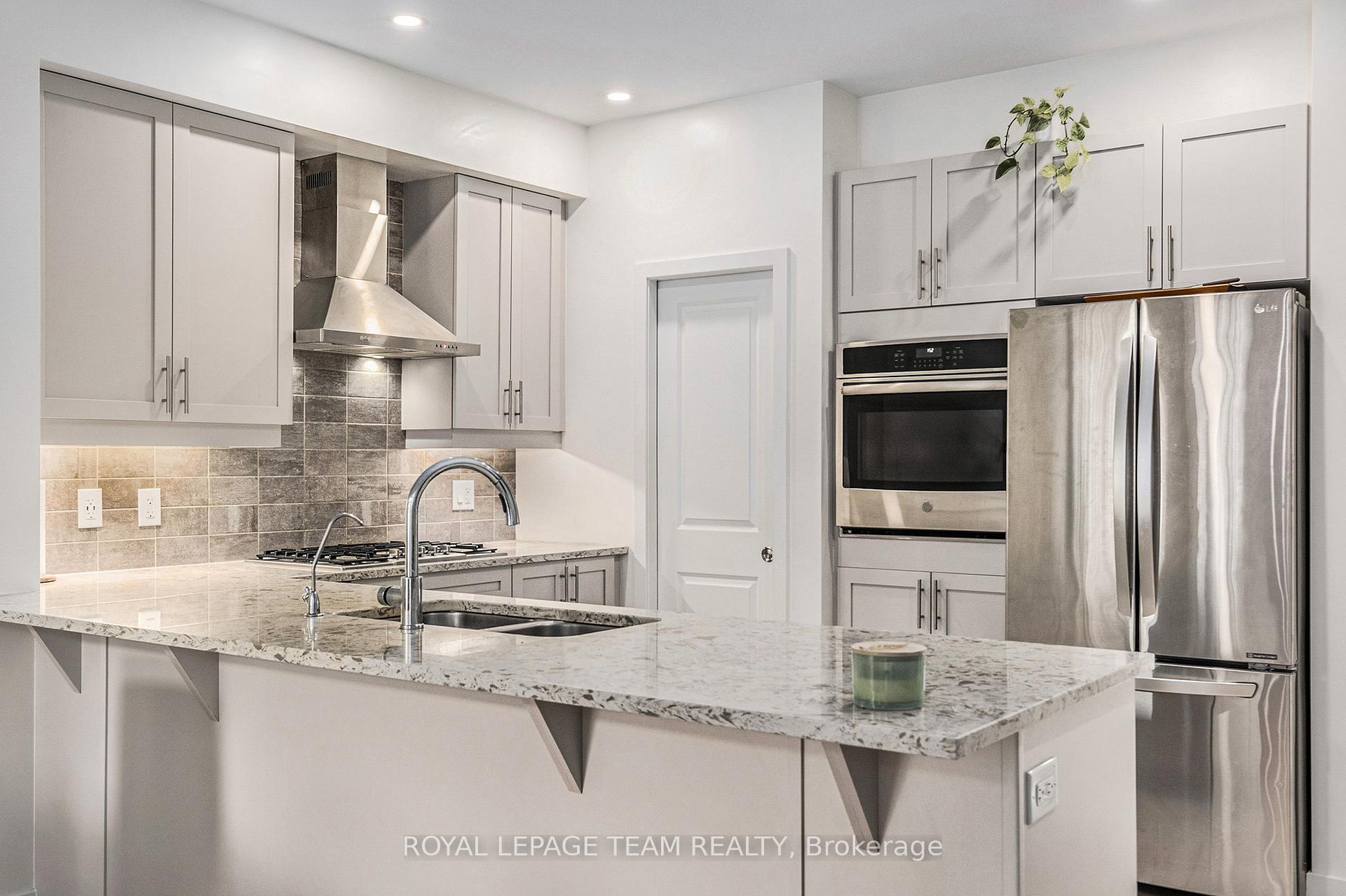 Photo 6 of 574 Triangle Street, Ottawa, Kanata - Emerald Meadows/Trailwest — HOMEH