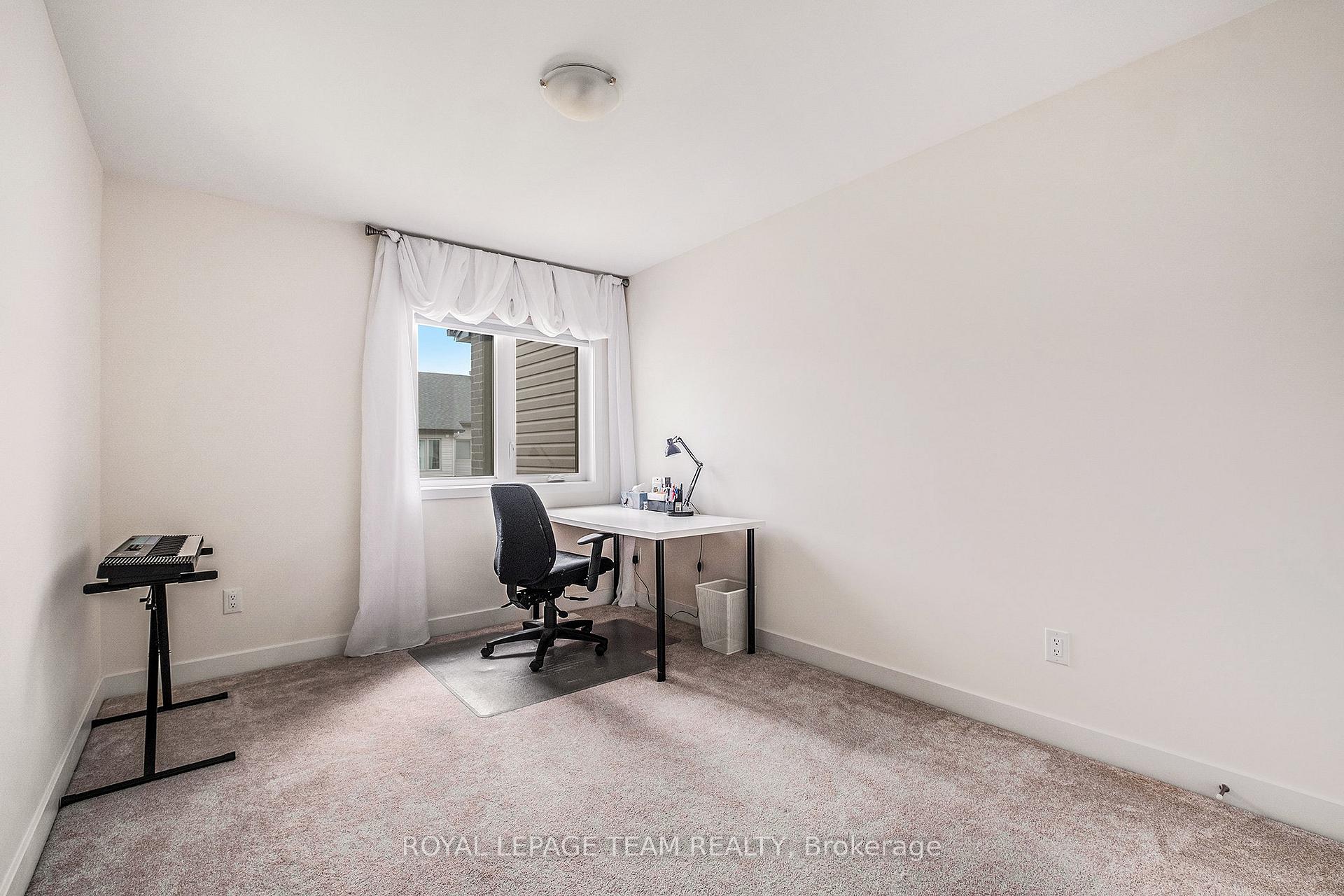 Photo 16 of 574 Triangle Street, Ottawa, Kanata - Emerald Meadows/Trailwest — HOMEH