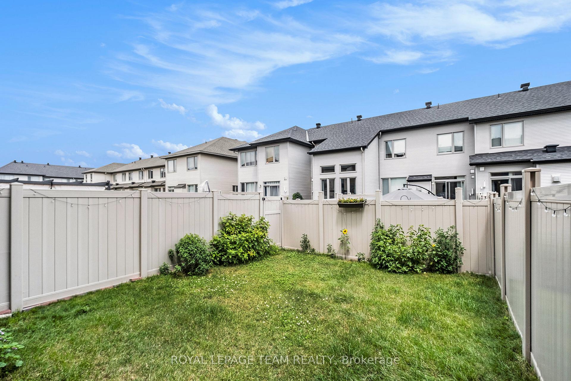 Photo 29 of 574 Triangle Street, Ottawa, Kanata - Emerald Meadows/Trailwest — HOMEH
