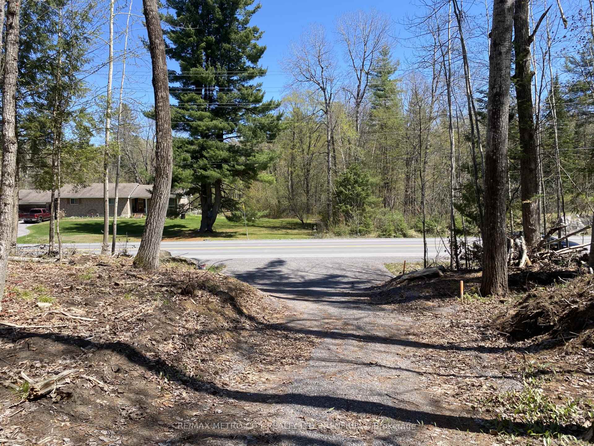 Photo 3 of 00 Calabogie Road, McNab/Braeside, Mcnab/Braeside Twps — HOMEH