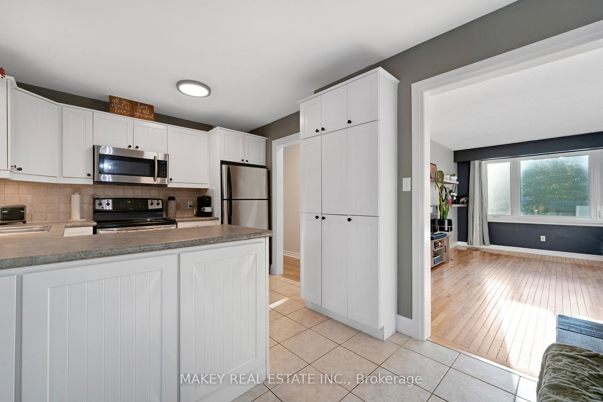 Photo 14 of 623 Pioneer Drive, Kitchener — HOMEH