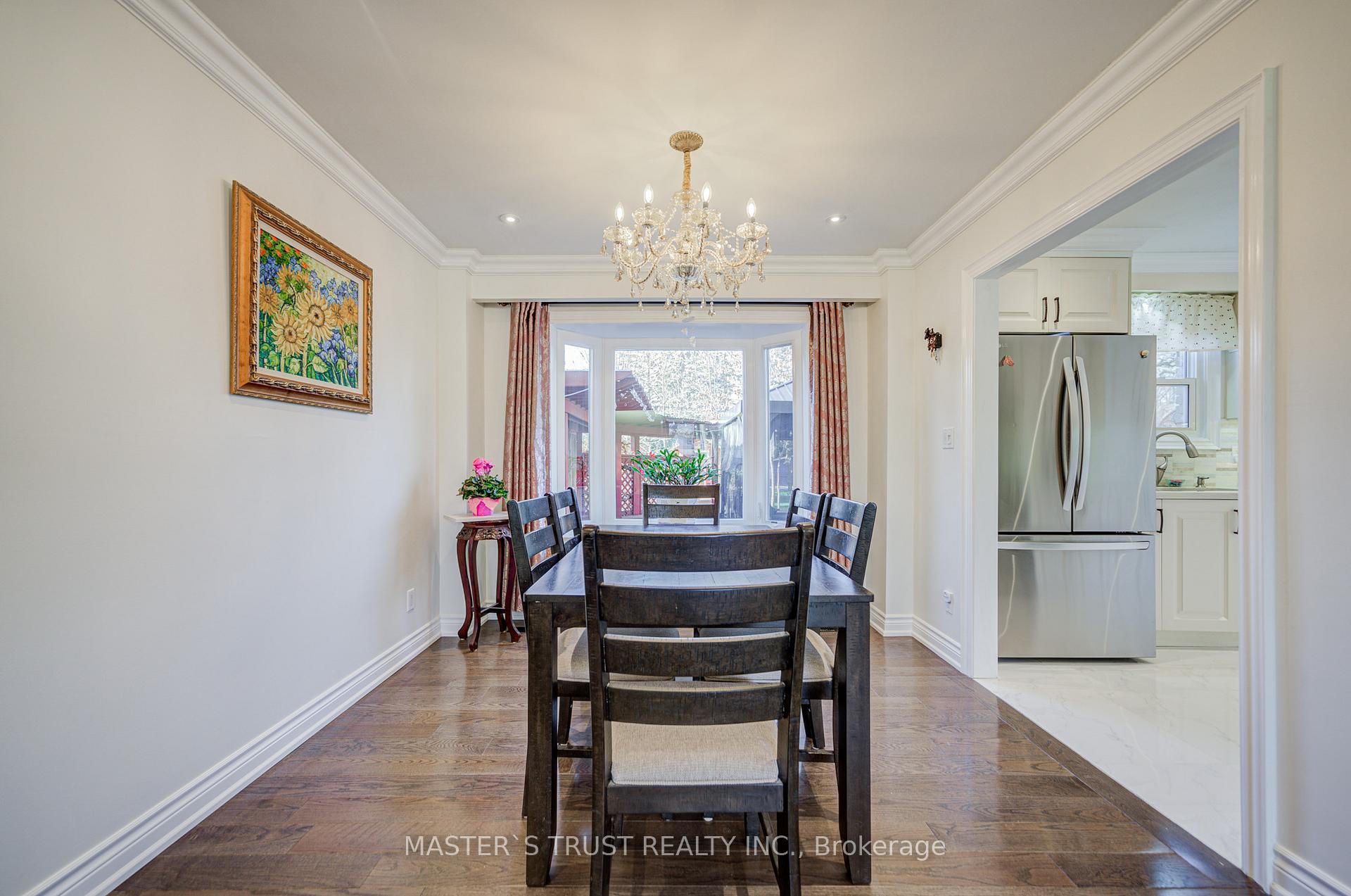 Photo 9 of 72 Rose Way, Markham, Markham Village — HOMEH