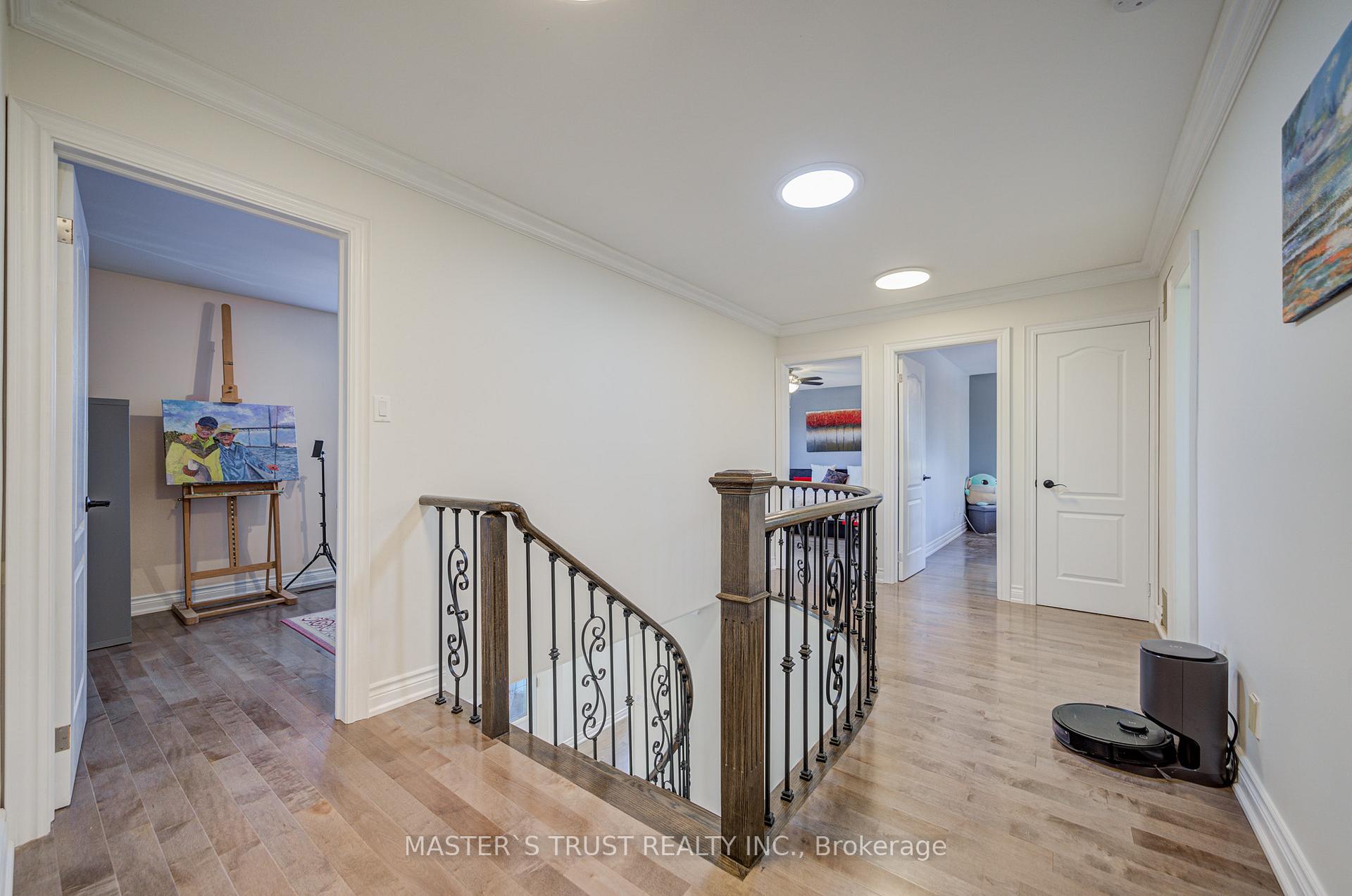 Photo 18 of 72 Rose Way, Markham, Markham Village — HOMEH