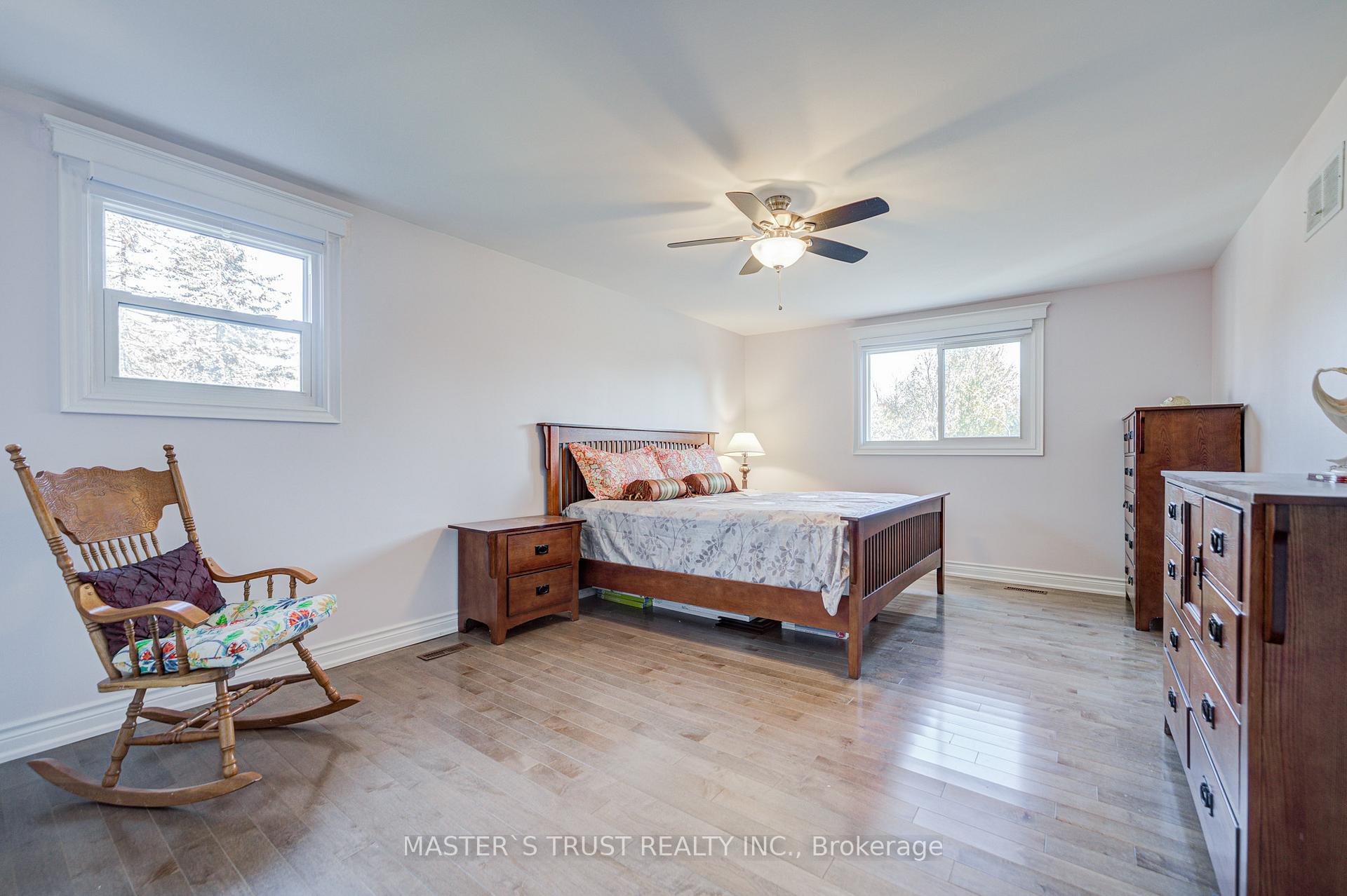 Photo 19 of 72 Rose Way, Markham, Markham Village — HOMEH