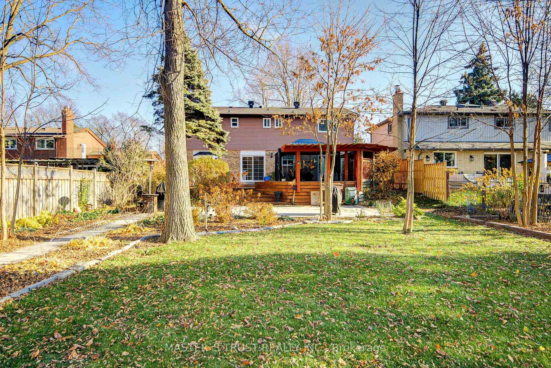 Photo 45 of 72 Rose Way, Markham, Markham Village — HOMEH