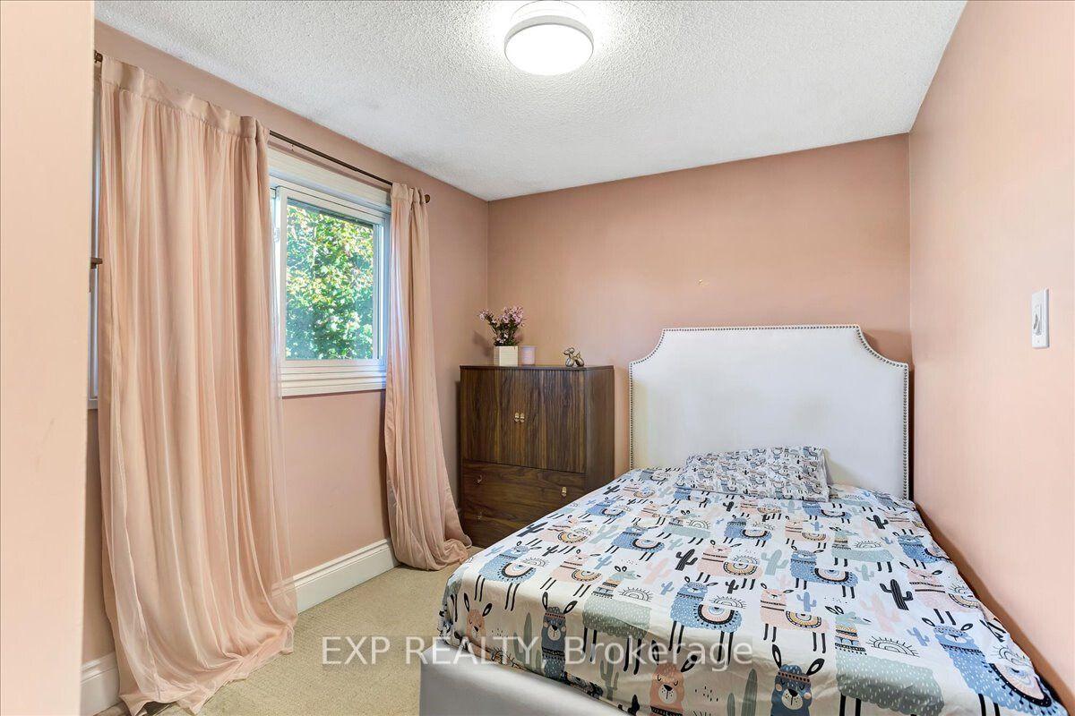 Photo 16 of 795 Rose Lane, Innisfil, Alcona — HOMEH
