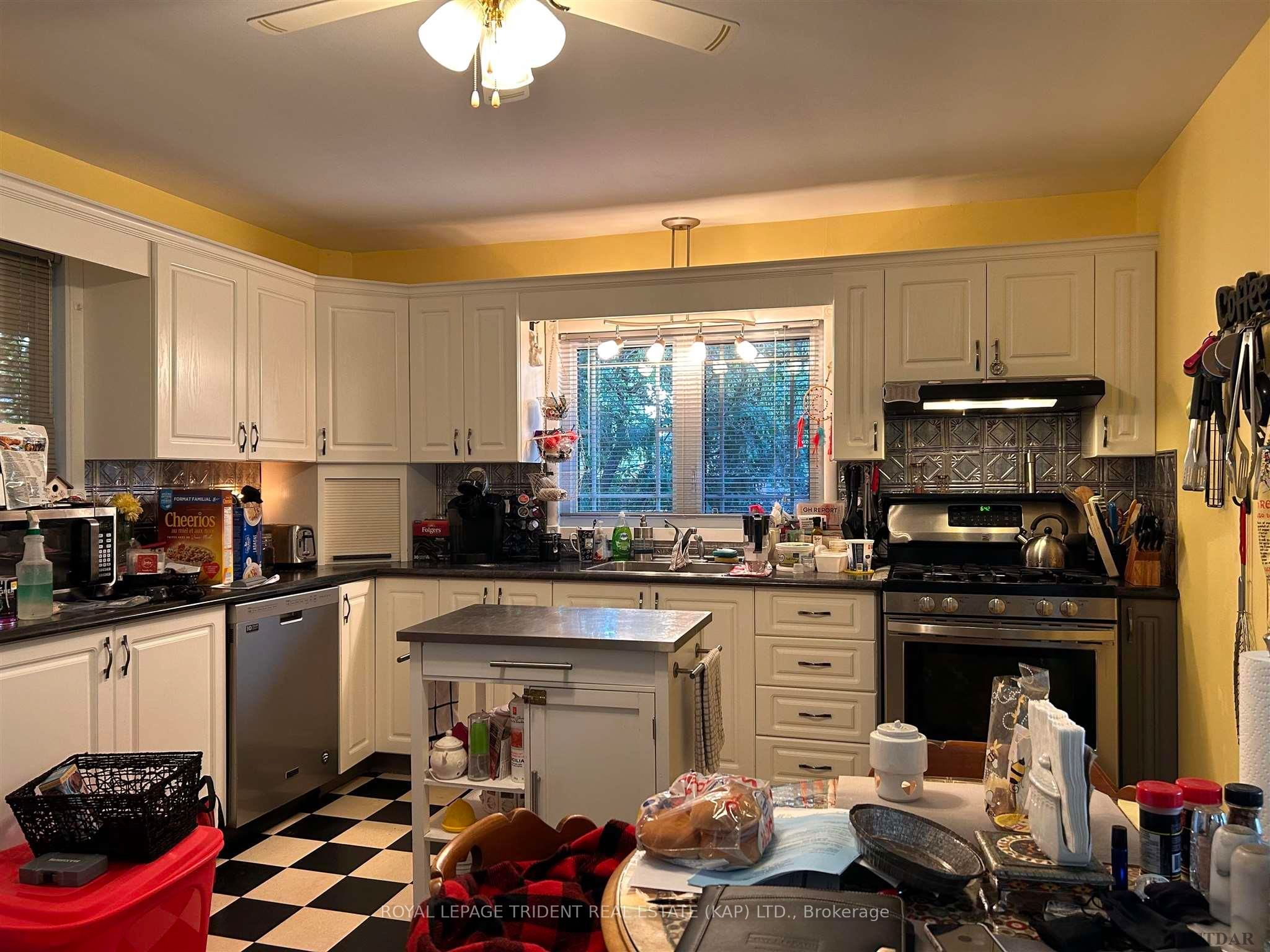 Photo 22 of 65 Byng Avenue, Kapuskasing — HOMEH