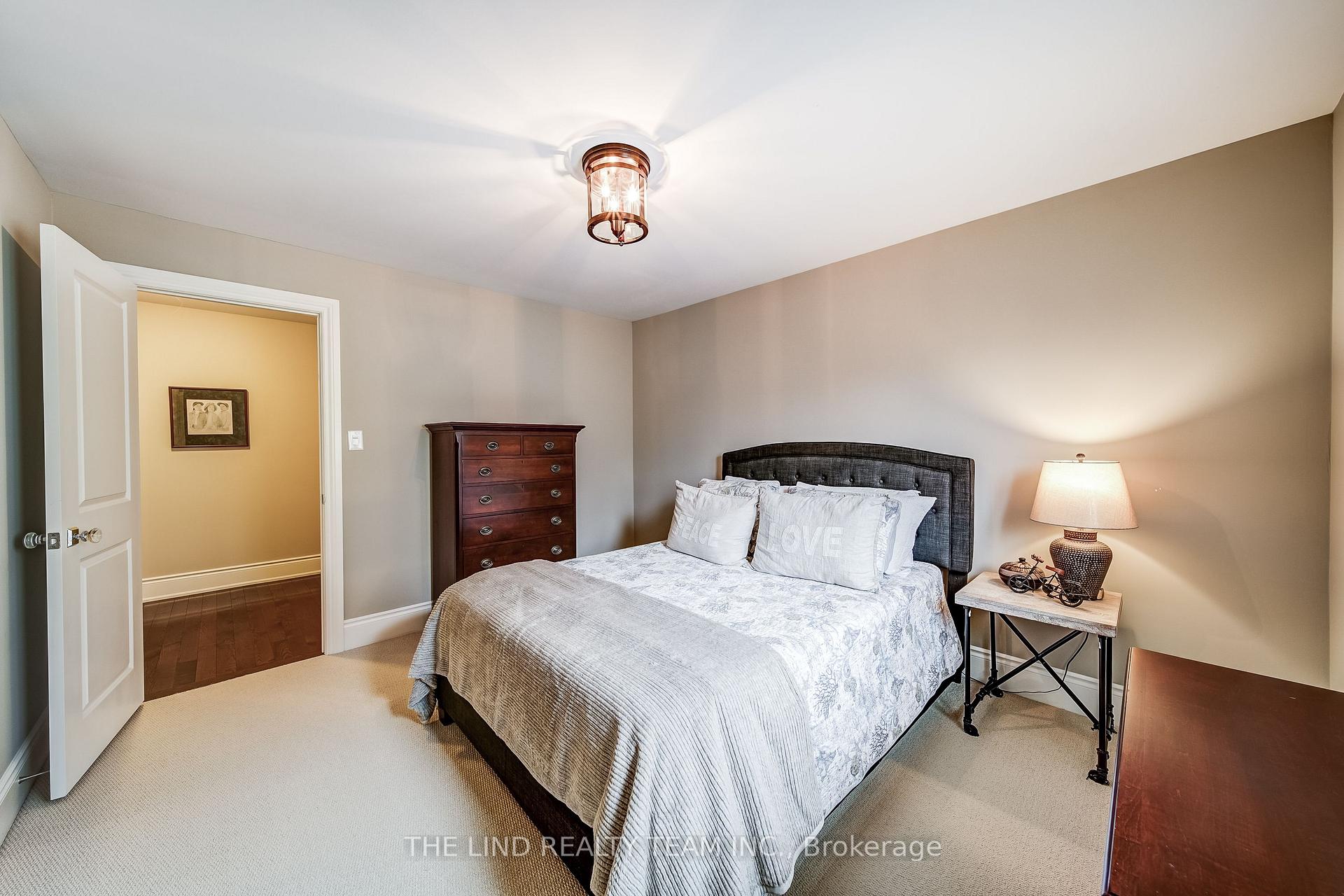 Photo 35 of 26 Nicort Road, King, King City — HOMEH