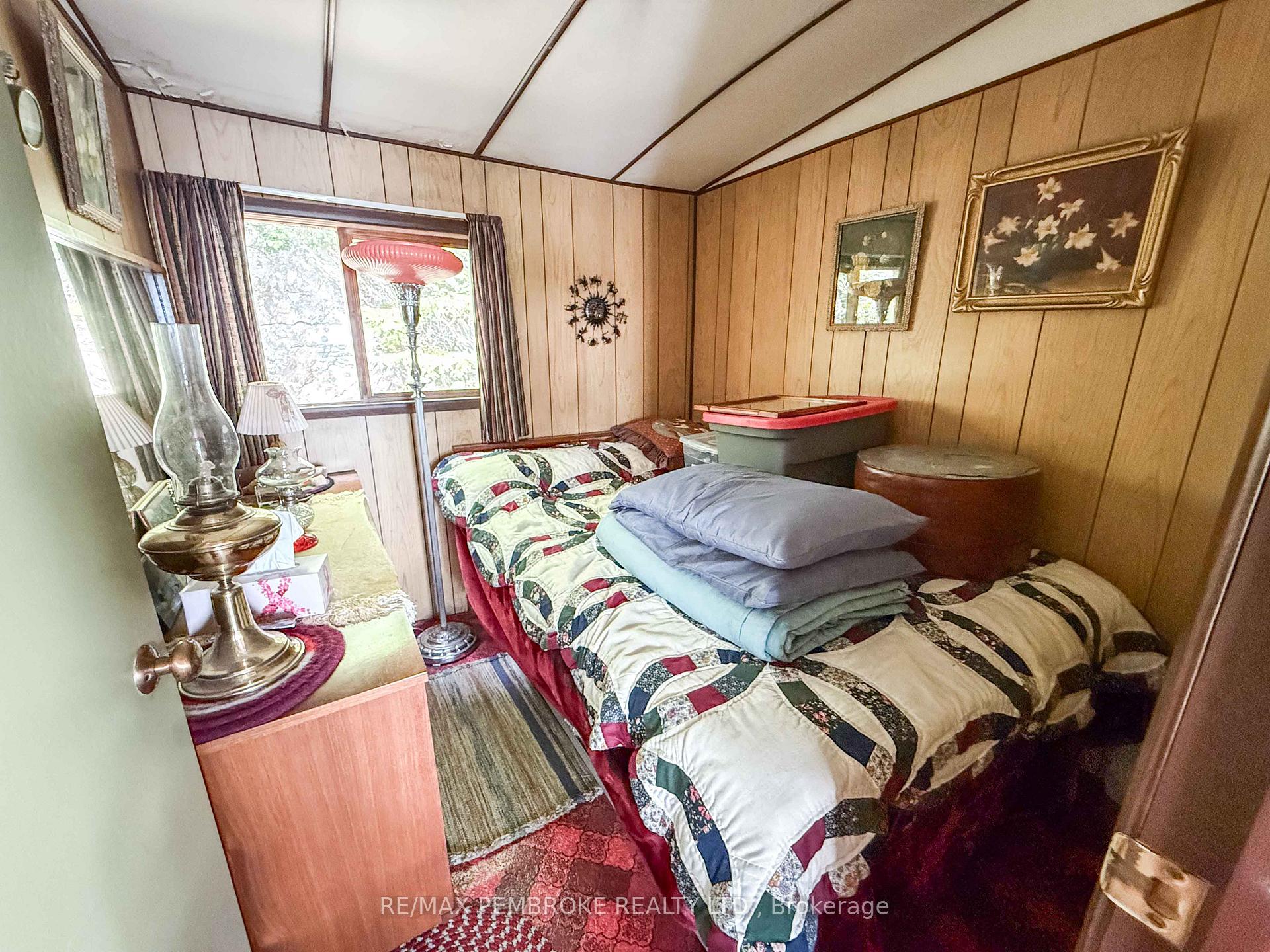 Photo 21 of 29 Spanik Lane, Madawaska Valley, Madawaska Valley — HOMEH