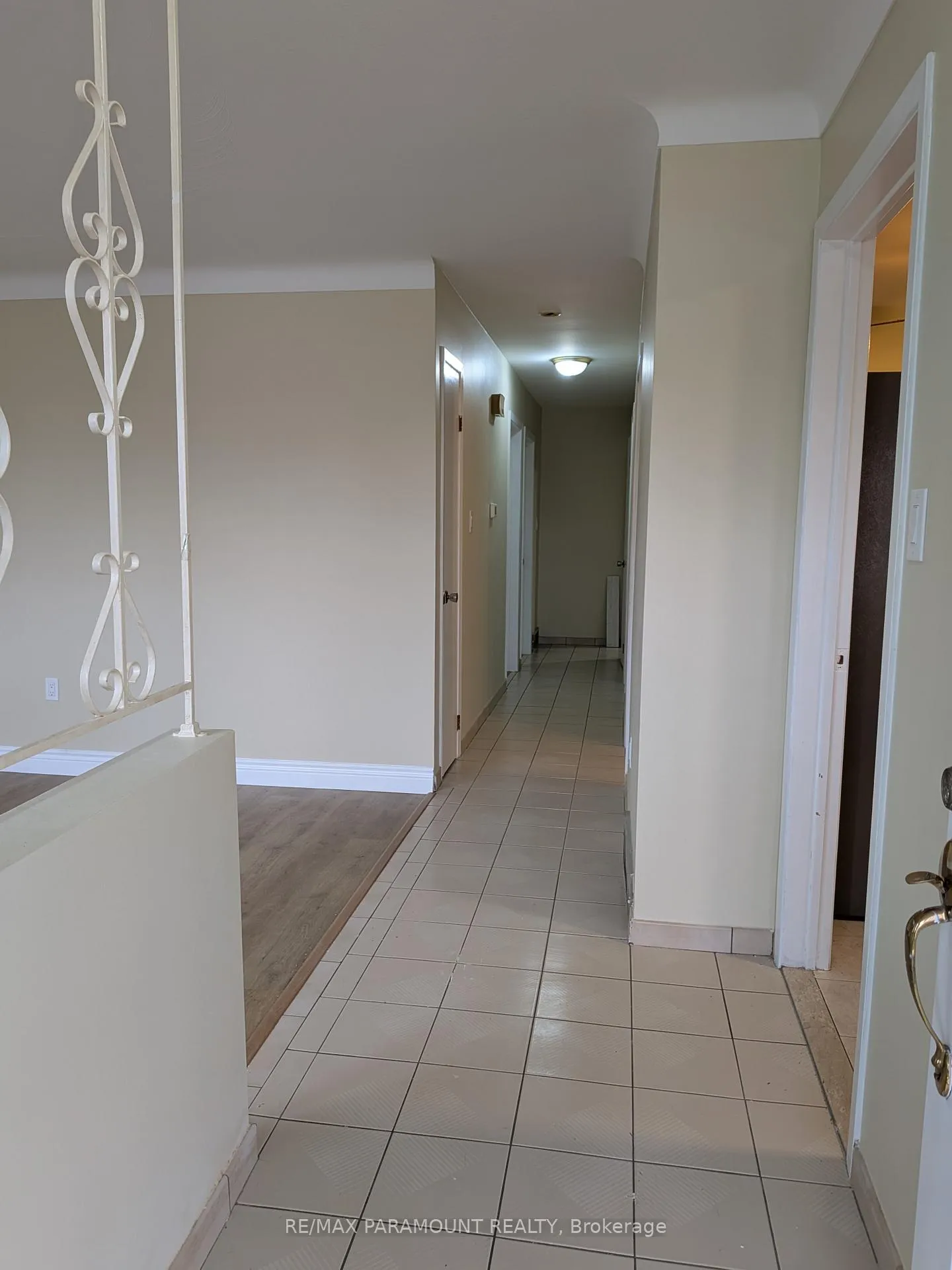 Photo 3 of 242 Millen Road, Hamilton, Stoney Creek — HOMEH