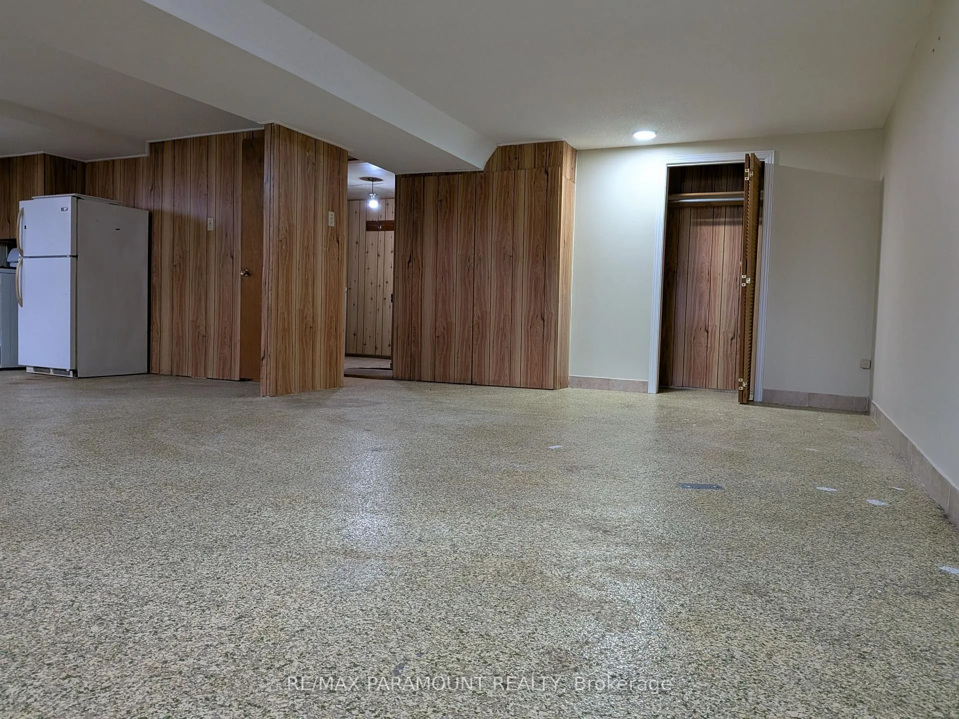 Photo 19 of 242 Millen Road, Hamilton, Stoney Creek — HOMEH