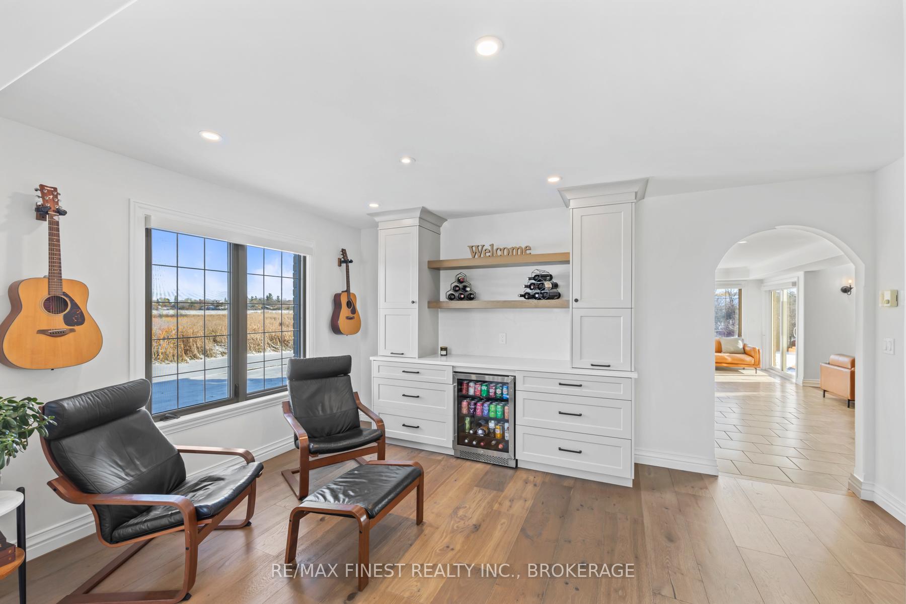 Photo 6 of 1430 Perradice Drive, Kingston, City North of 401 — HOMEH