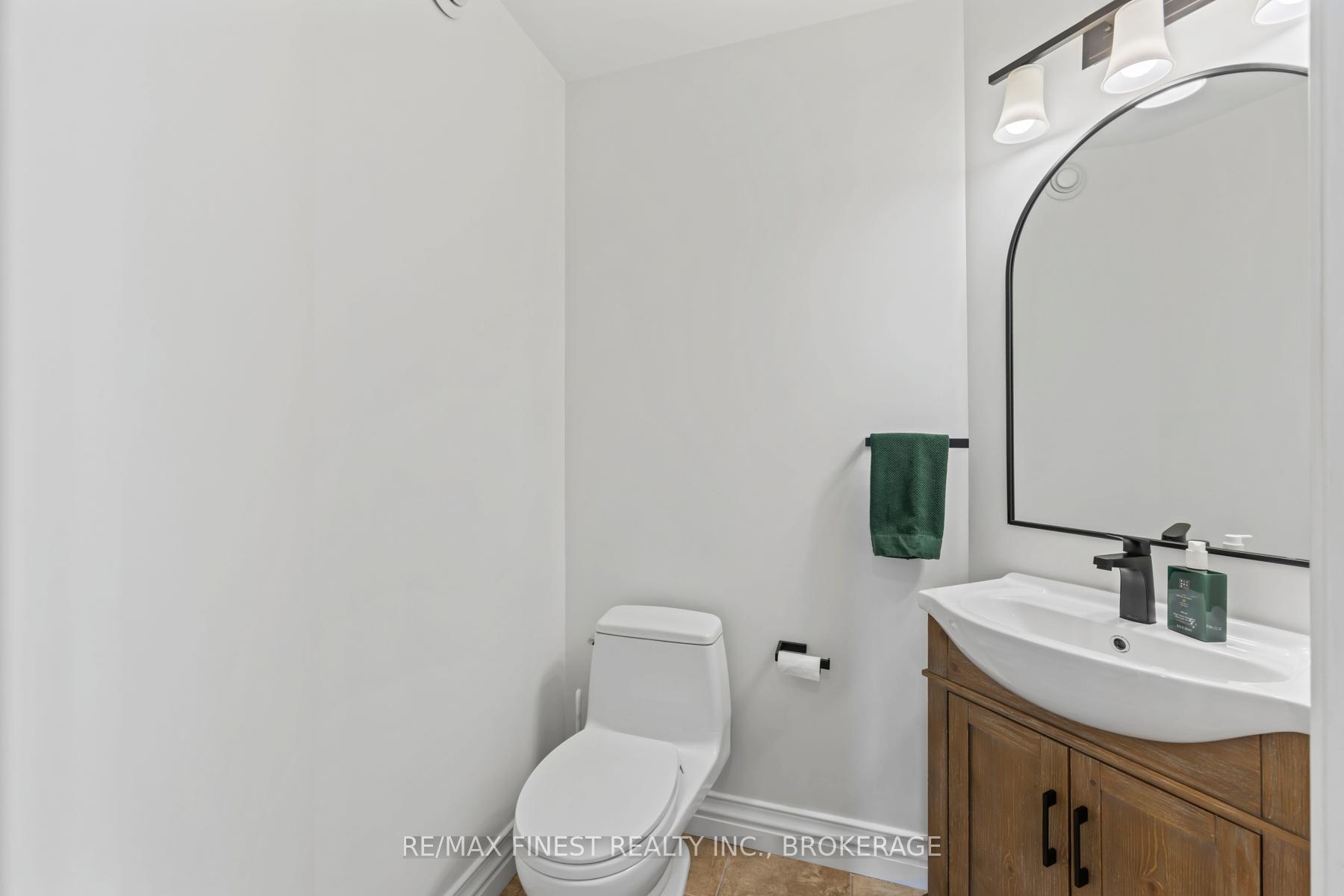 Photo 19 of 1430 Perradice Drive, Kingston, City North of 401 — HOMEH