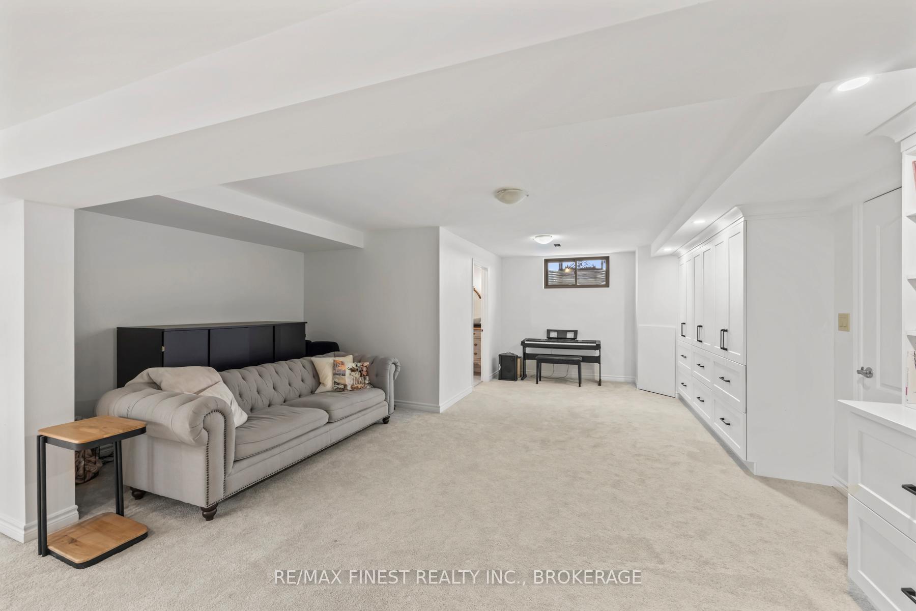 Photo 36 of 1430 Perradice Drive, Kingston, City North of 401 — HOMEH