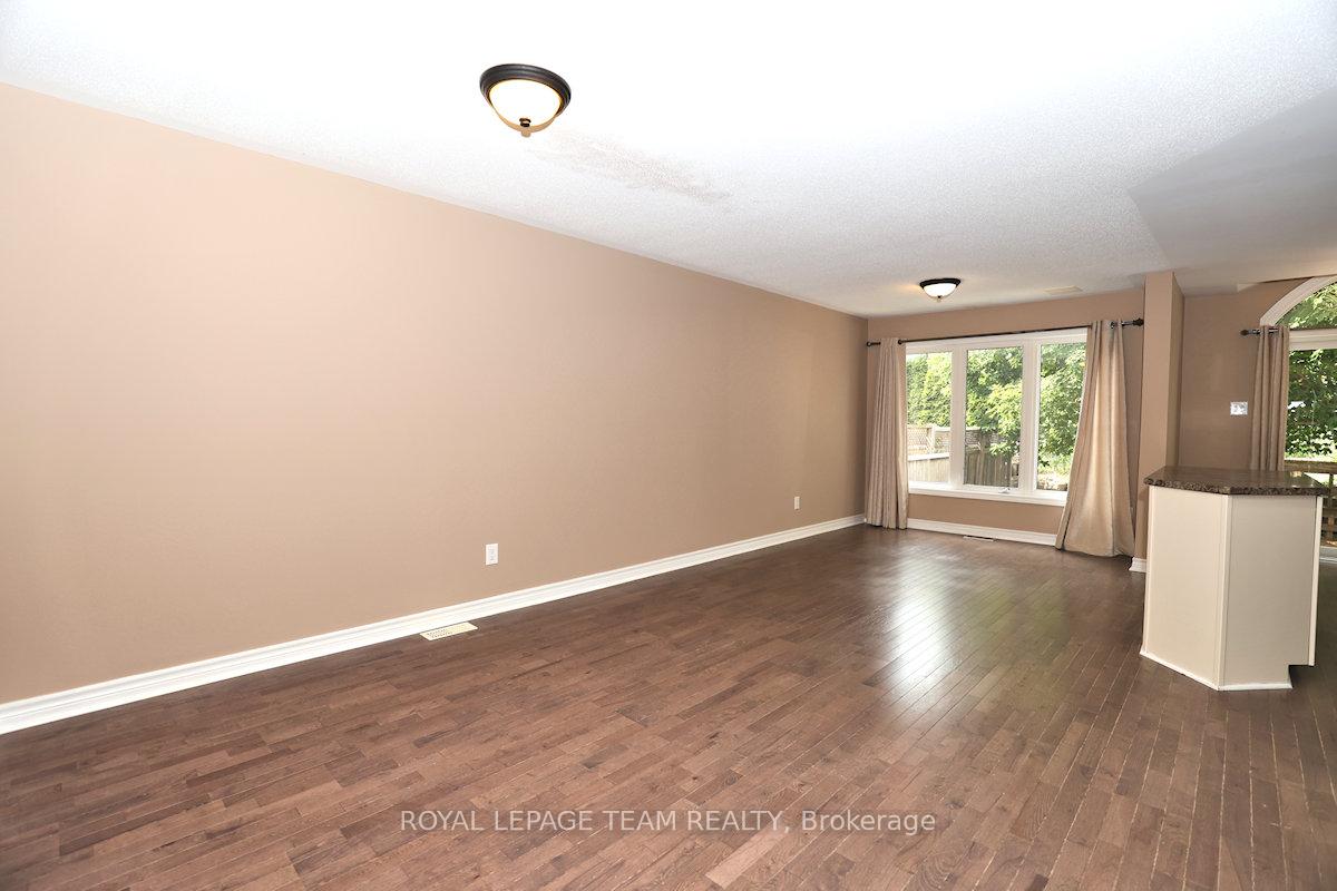 Photo 12 of 418 Beam Street, Ottawa, Kanata - Morgan's Grant/South March — HOMEH