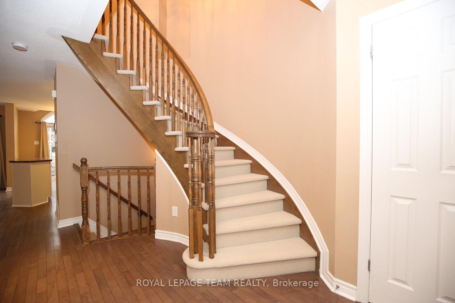 Photo 18 of 418 Beam Street, Ottawa, Kanata - Morgan's Grant/South March — HOMEH