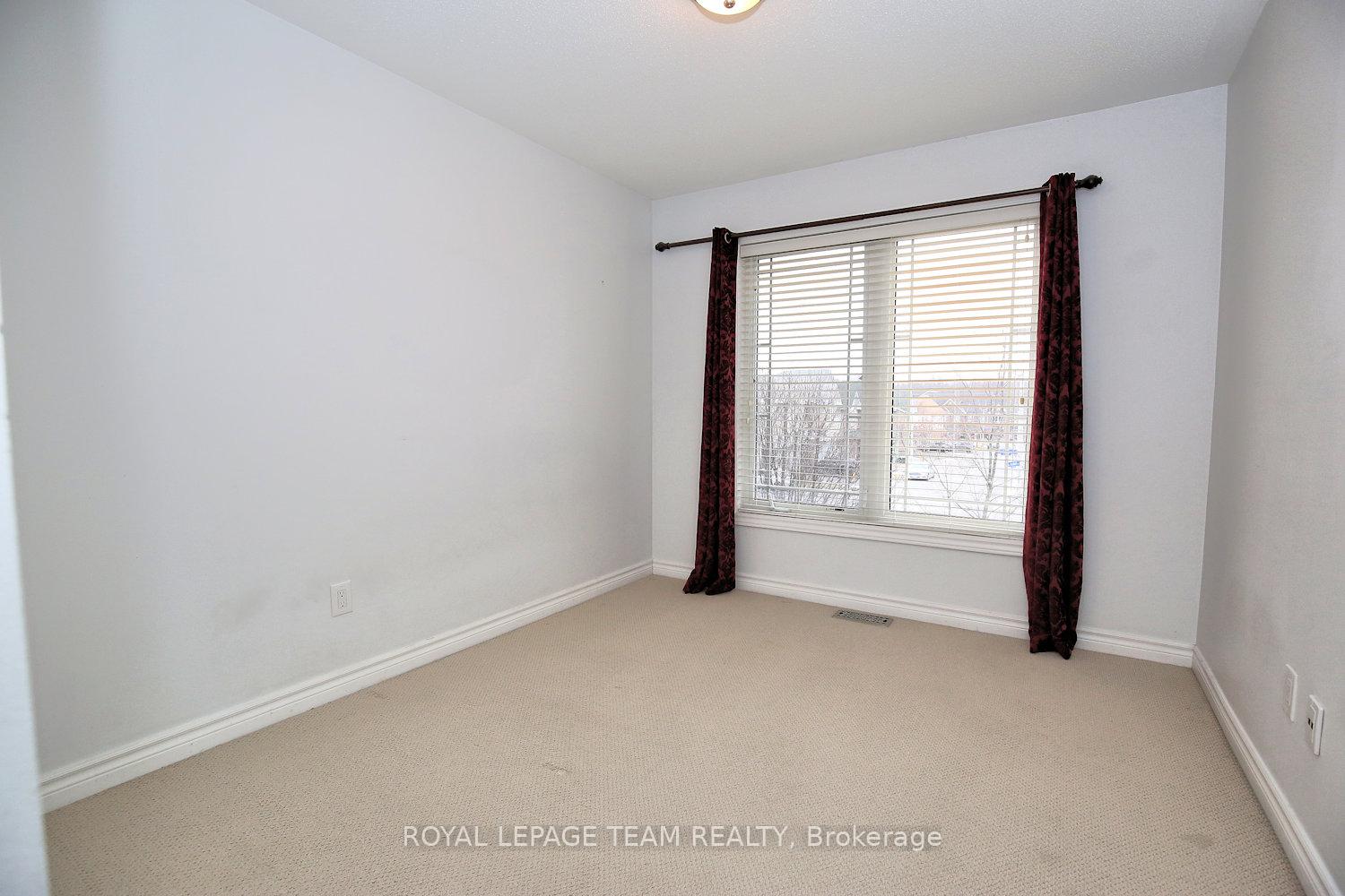 Photo 29 of 418 Beam Street, Ottawa, Kanata - Morgan's Grant/South March — HOMEH
