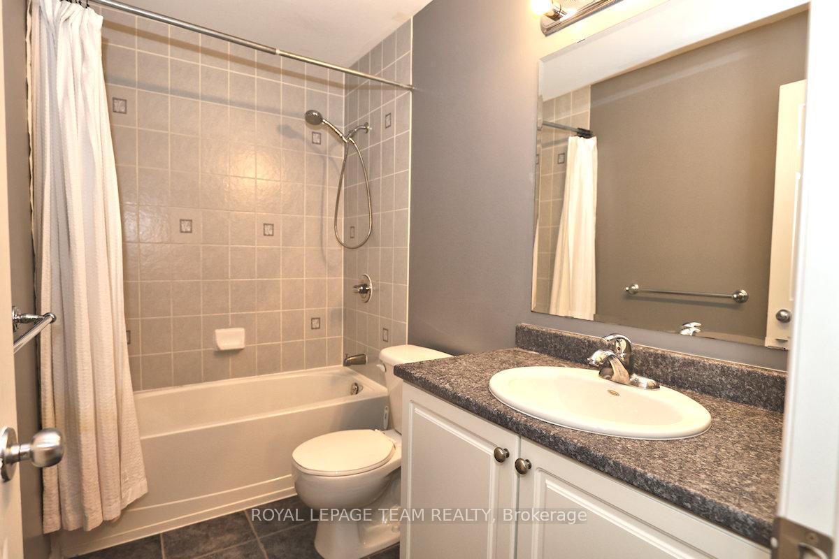 Photo 31 of 418 Beam Street, Ottawa, Kanata - Morgan's Grant/South March — HOMEH
