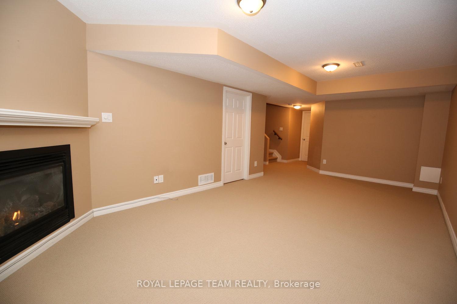 Photo 35 of 418 Beam Street, Ottawa, Kanata - Morgan's Grant/South March — HOMEH