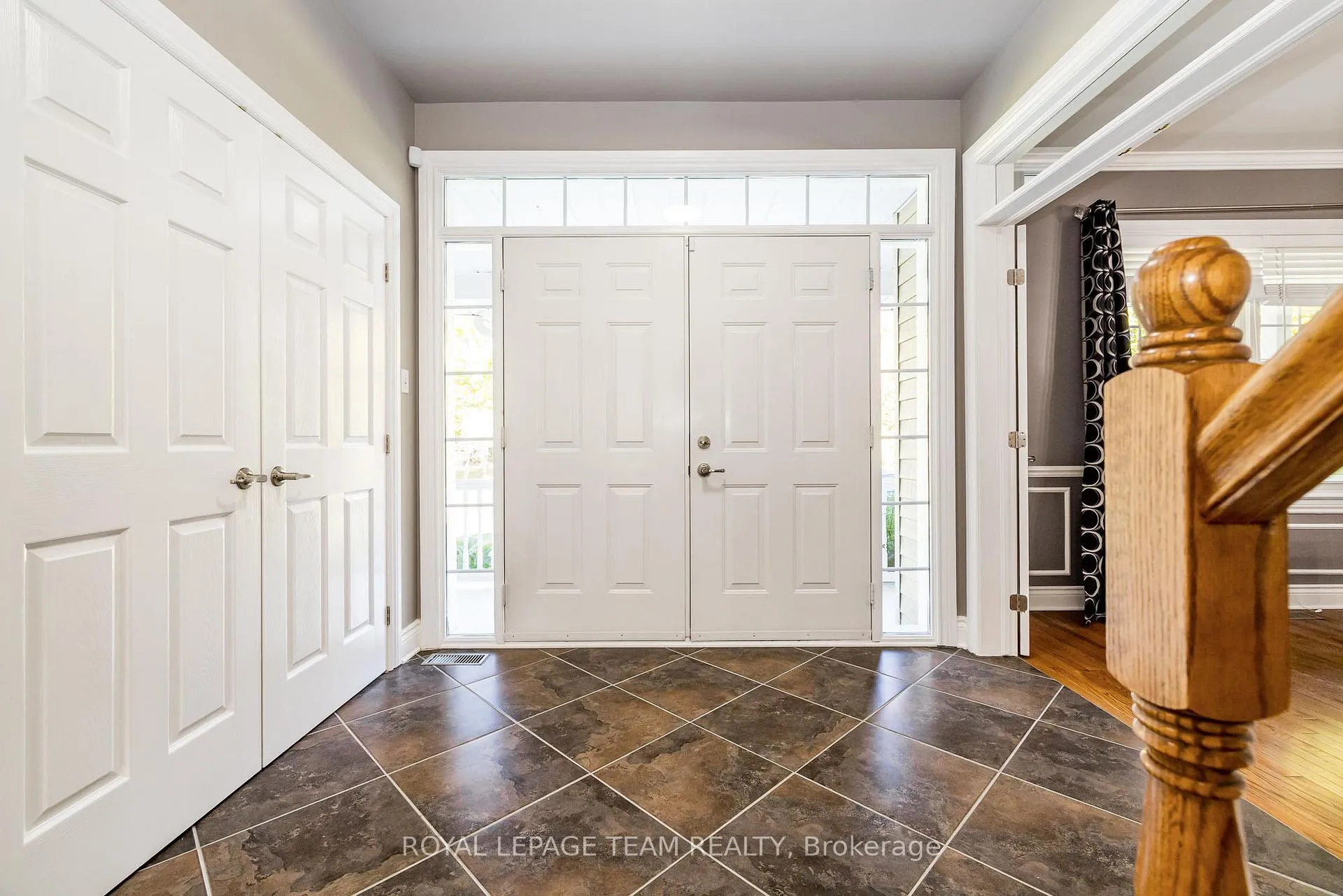 Photo 4 of 38 Marchvale Drive, Ottawa, Kanata - Rural Kanata (Central) — HOMEH
