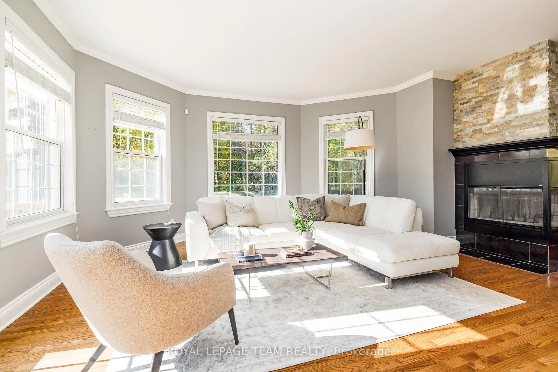 Photo 10 of 38 Marchvale Drive, Ottawa, Kanata - Rural Kanata (Central) — HOMEH