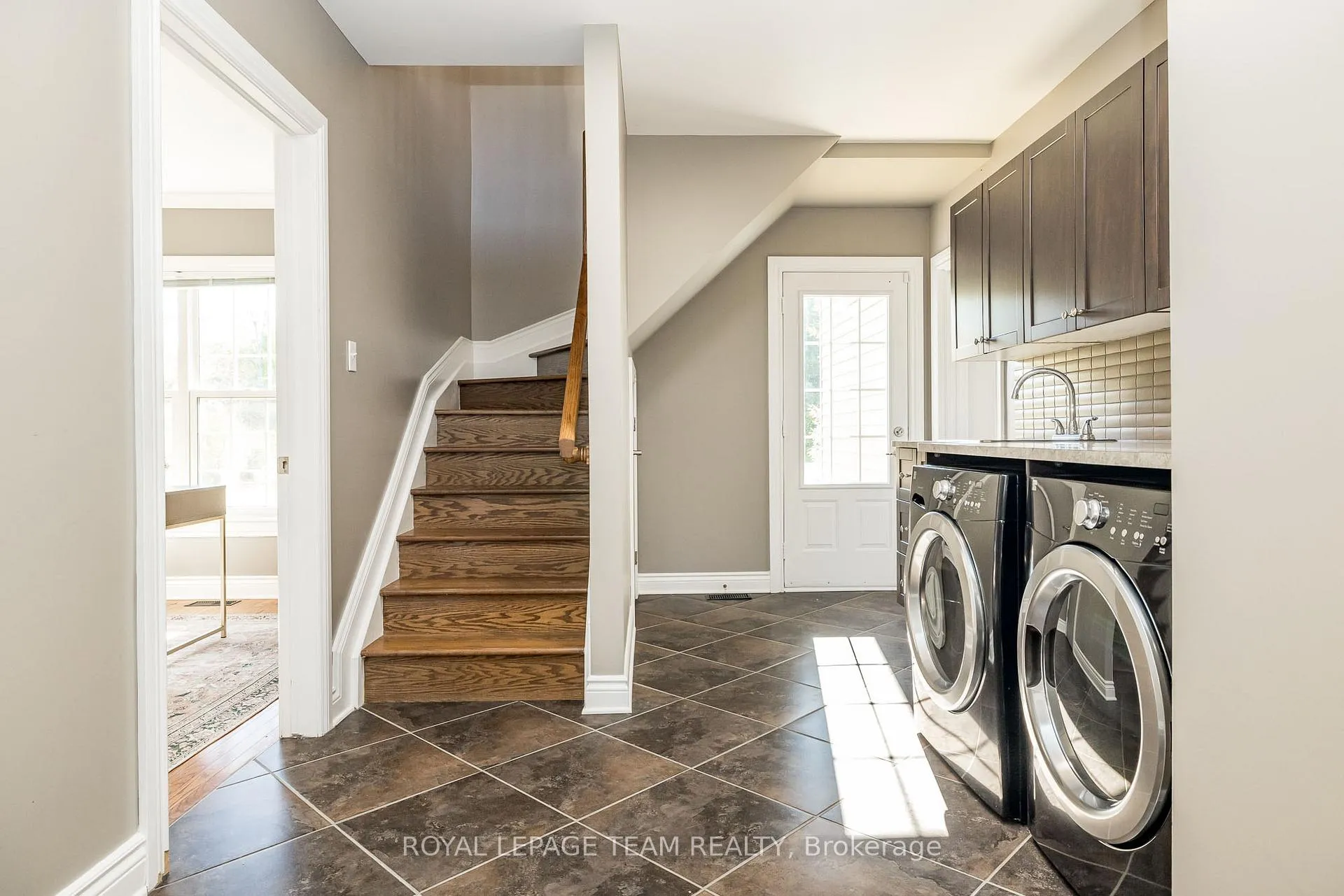 Photo 22 of 38 Marchvale Drive, Ottawa, Kanata - Rural Kanata (Central) — HOMEH