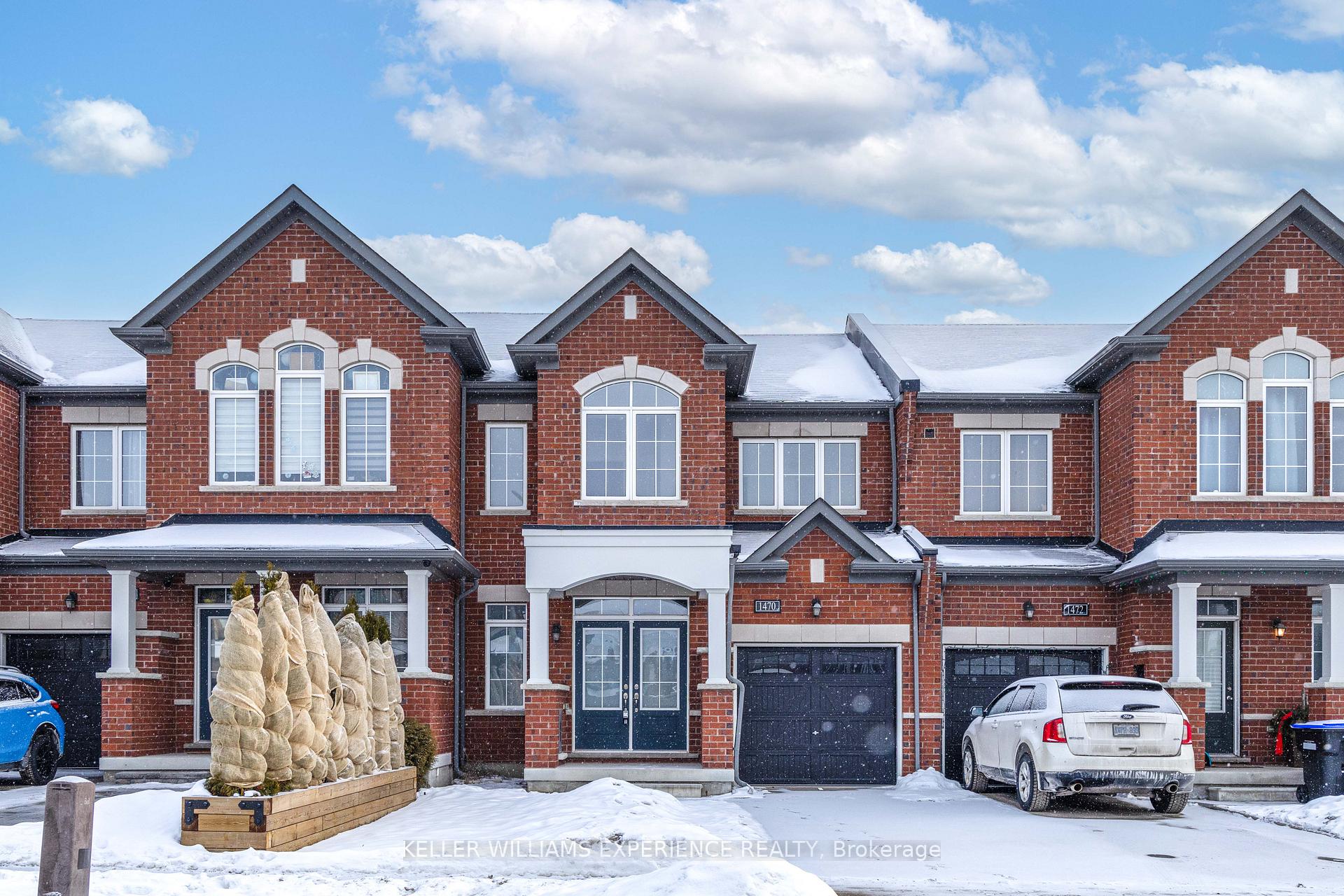 Photo 2 of 1470 McRoberts Crescent, Innisfil, Rural Innisfil — HOMEH