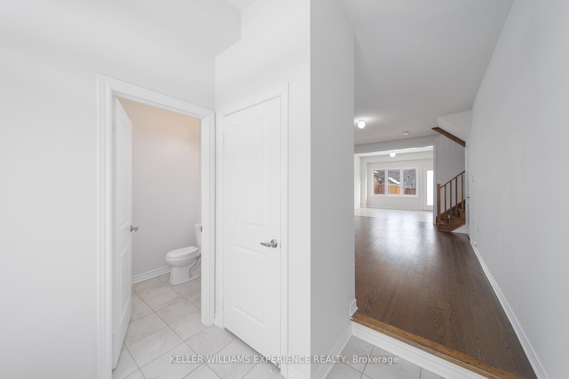 Photo 3 of 1470 McRoberts Crescent, Innisfil, Rural Innisfil — HOMEH