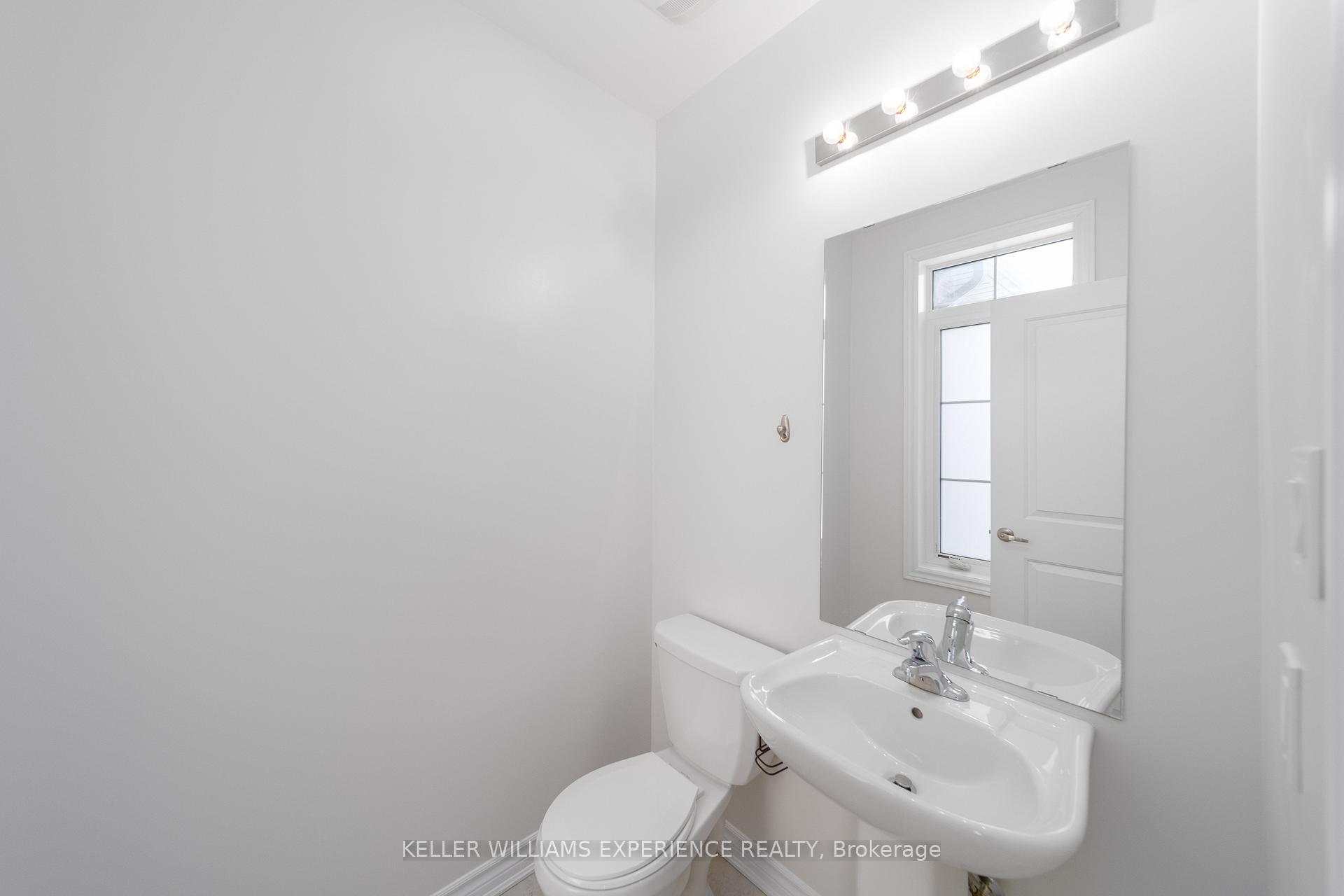 Photo 4 of 1470 McRoberts Crescent, Innisfil, Rural Innisfil — HOMEH
