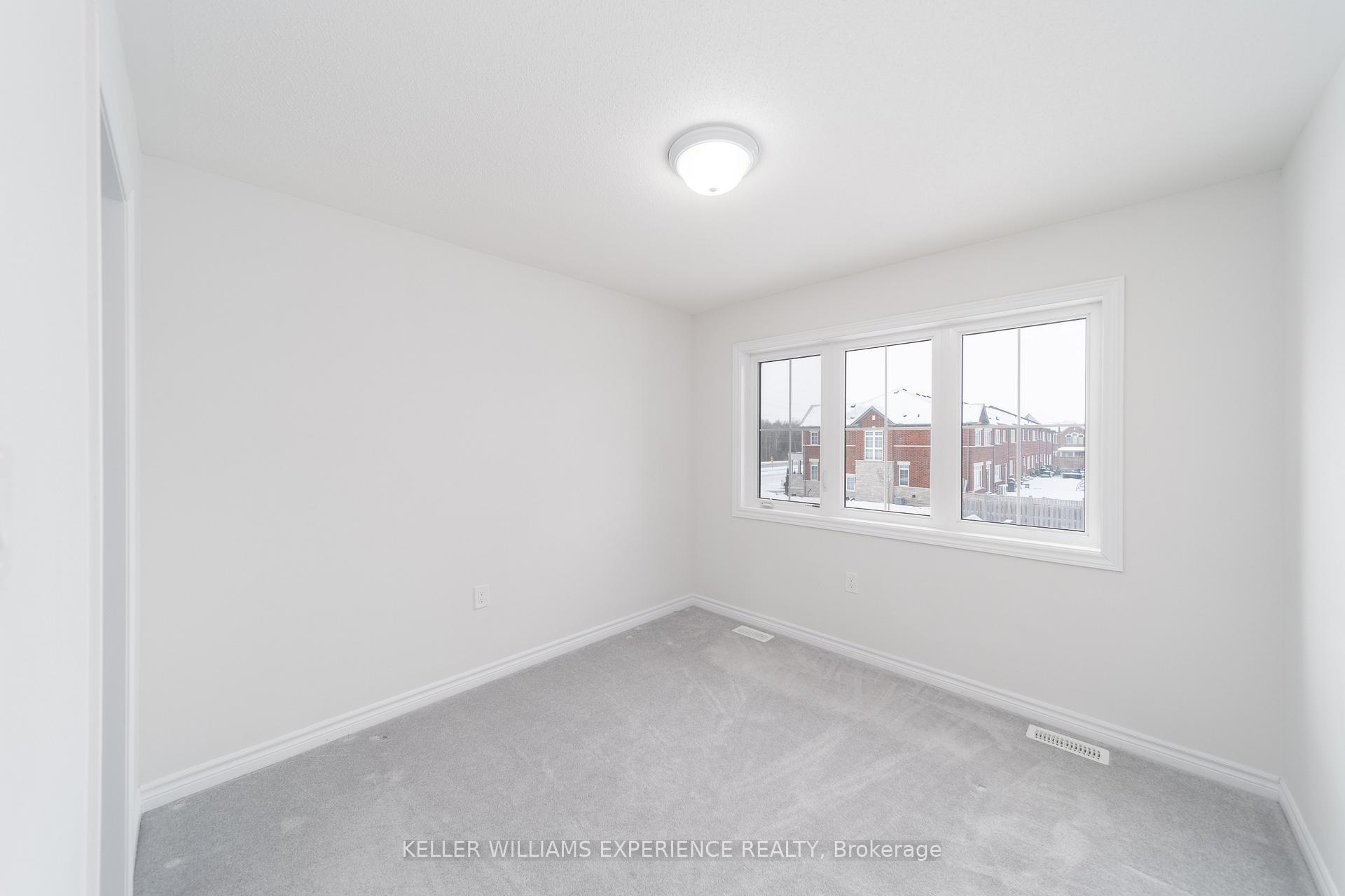 Photo 21 of 1470 McRoberts Crescent, Innisfil, Rural Innisfil — HOMEH