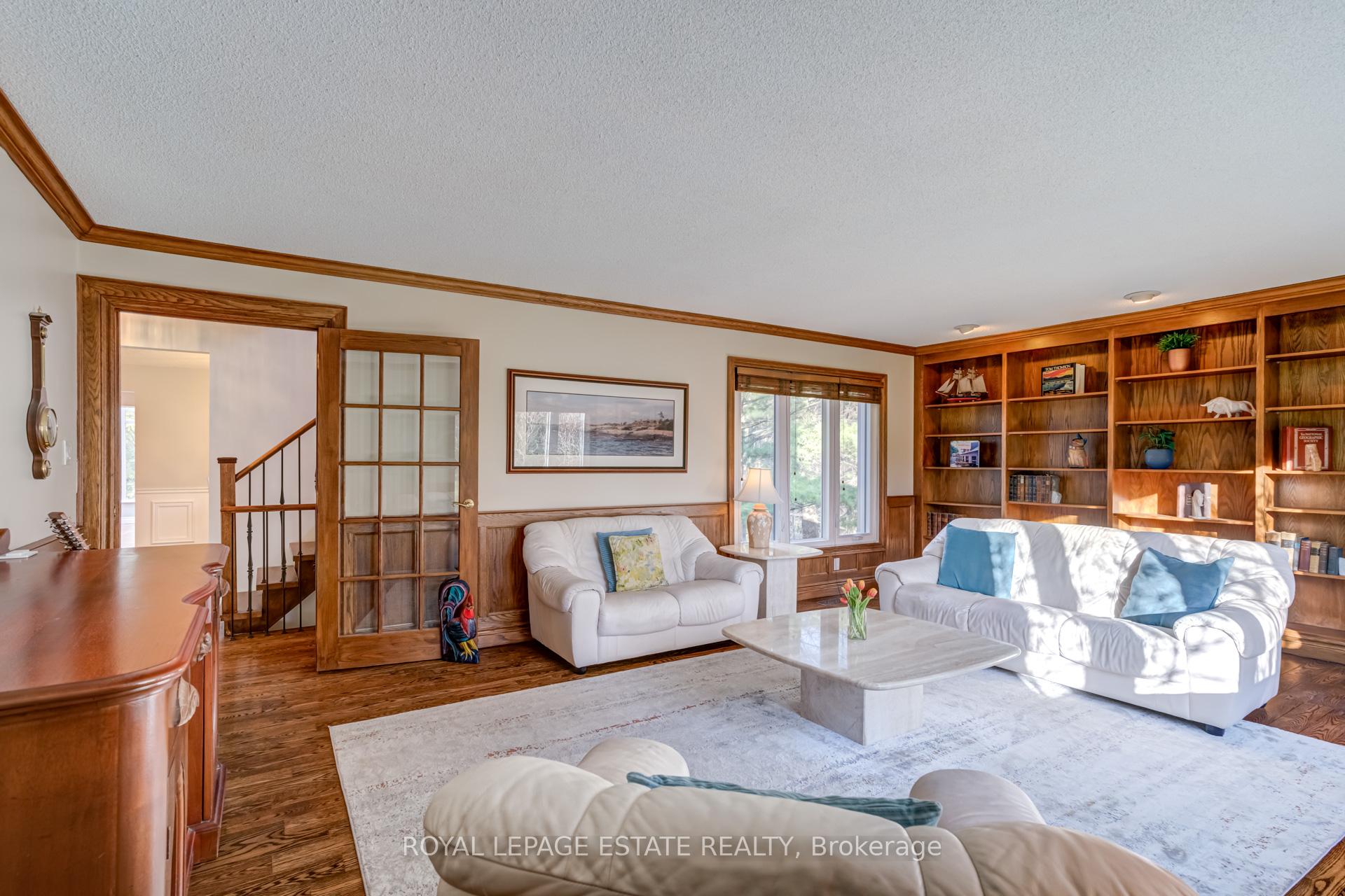 Photo 5 of 65 Watch Hill Road, King, King City — HOMEH
