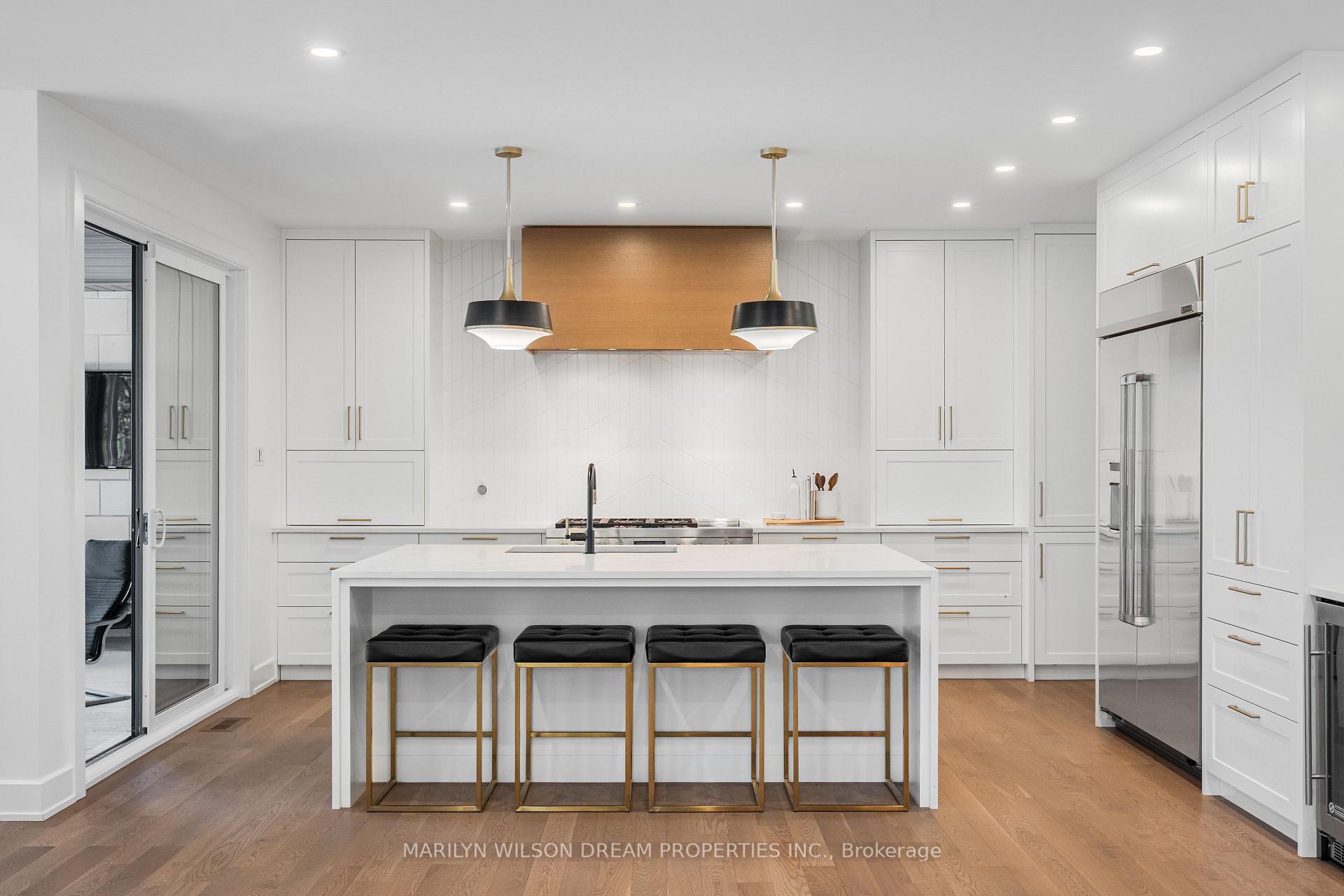 Photo 14 of 521 Leimerk Court, Ottawa, Manotick Village & Manotick Estates — HOMEH