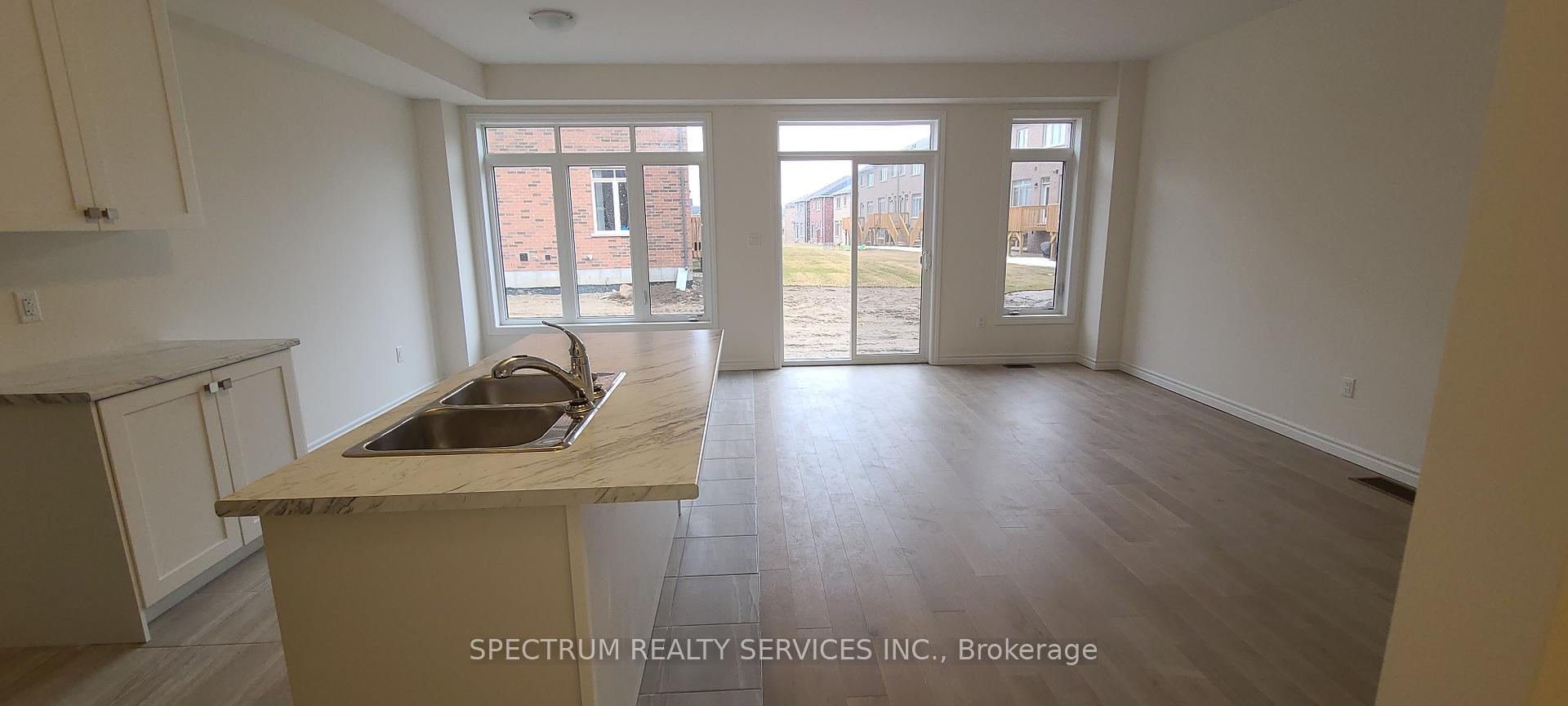 Photo 6 of 2233 Grainger Loop, Innisfil, Alcona — HOMEH