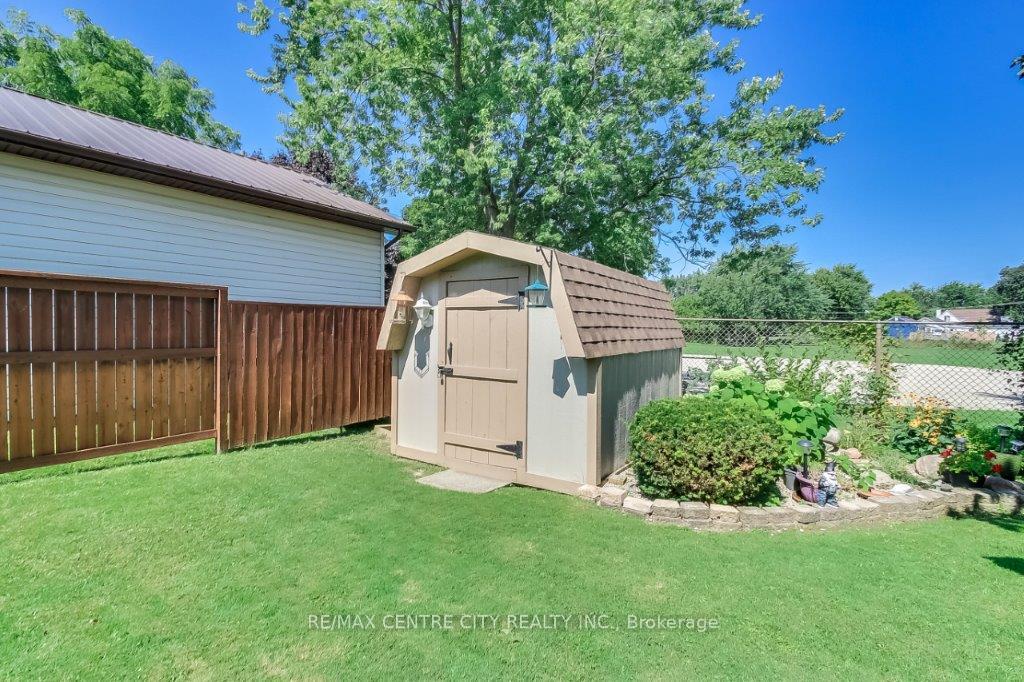 Photo 6 of 112 Harold Court, Lucan Biddulph, Lucan — HOMEH