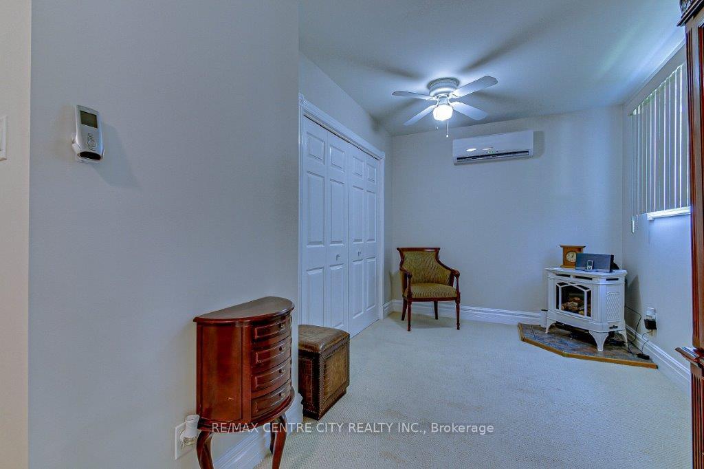 Photo 20 of 112 Harold Court, Lucan Biddulph, Lucan — HOMEH