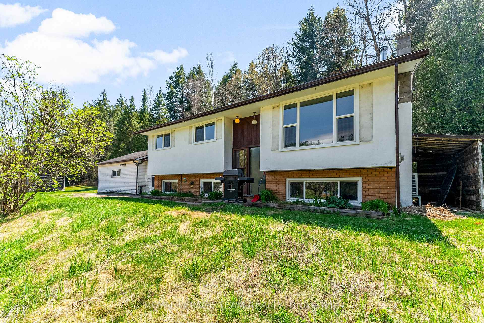 Photo 16 of 39220 Combermere Road, Madawaska Valley, Madawaska Valley — HOMEH