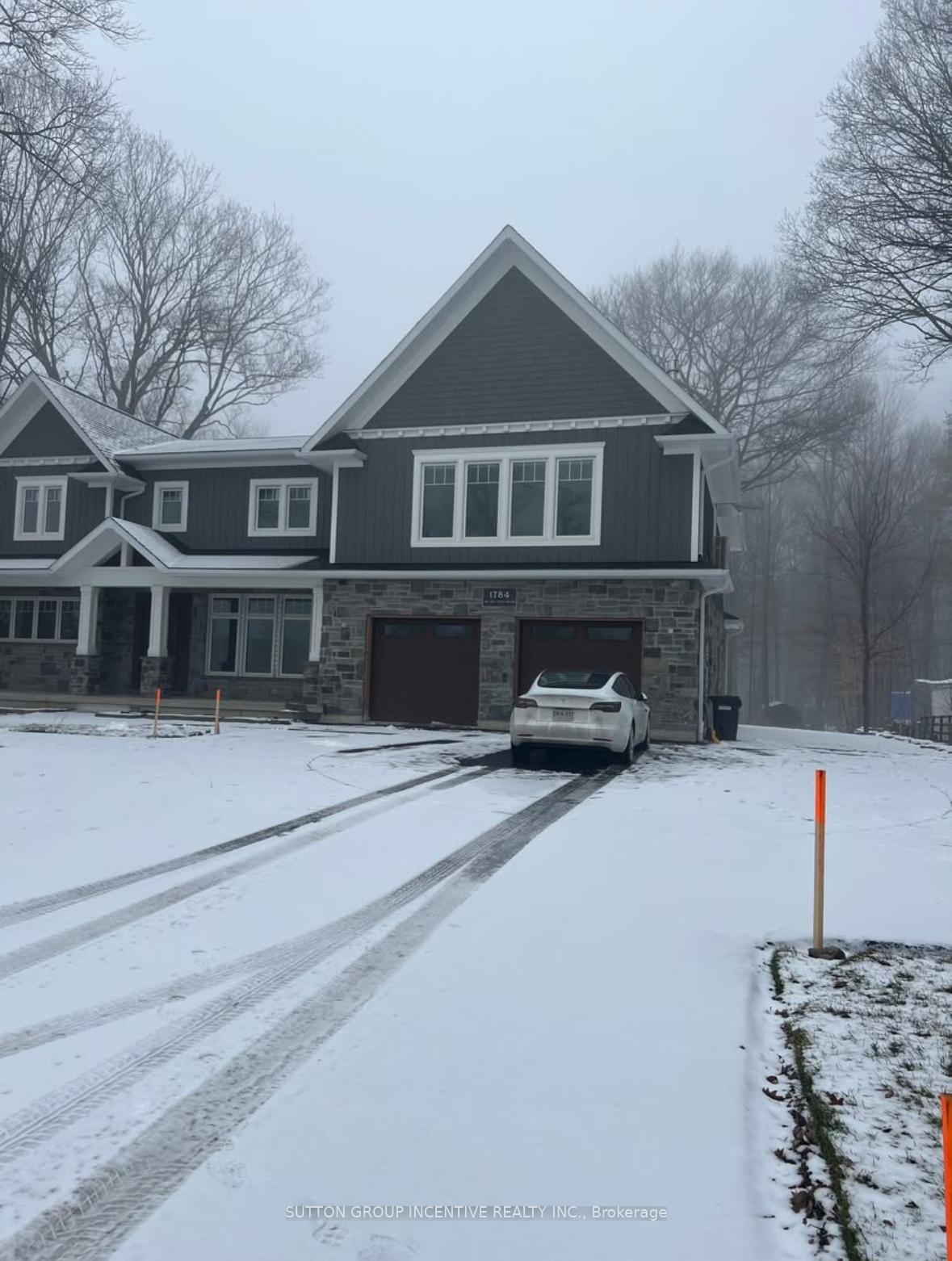 Photo 1 of 1784B Big Bay Point Road, Innisfil, Rural Innisfil — HOMEH