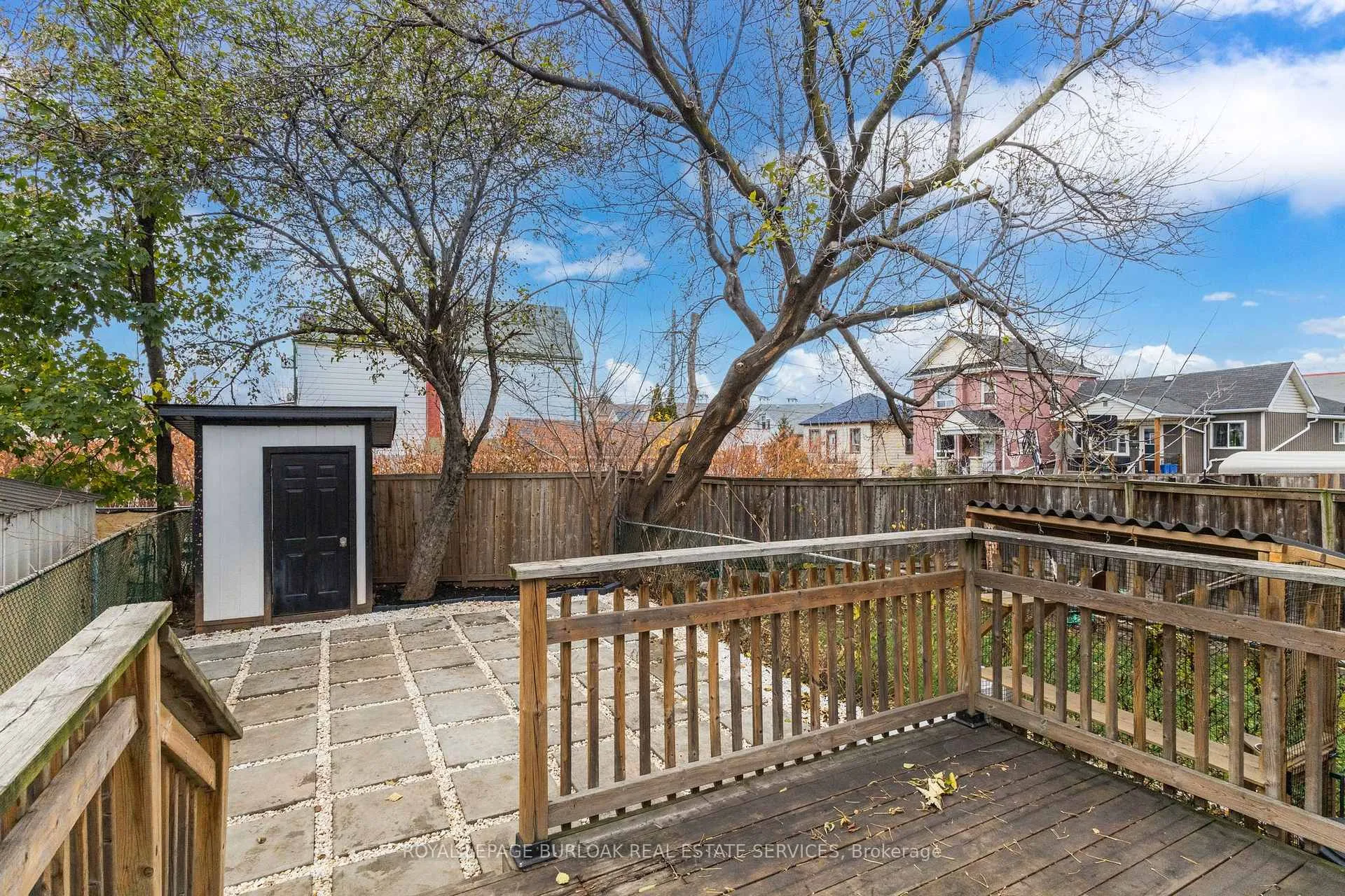 Photo 22 of 71 Glendale Avenue N, Hamilton, Crown Point — HOMEH